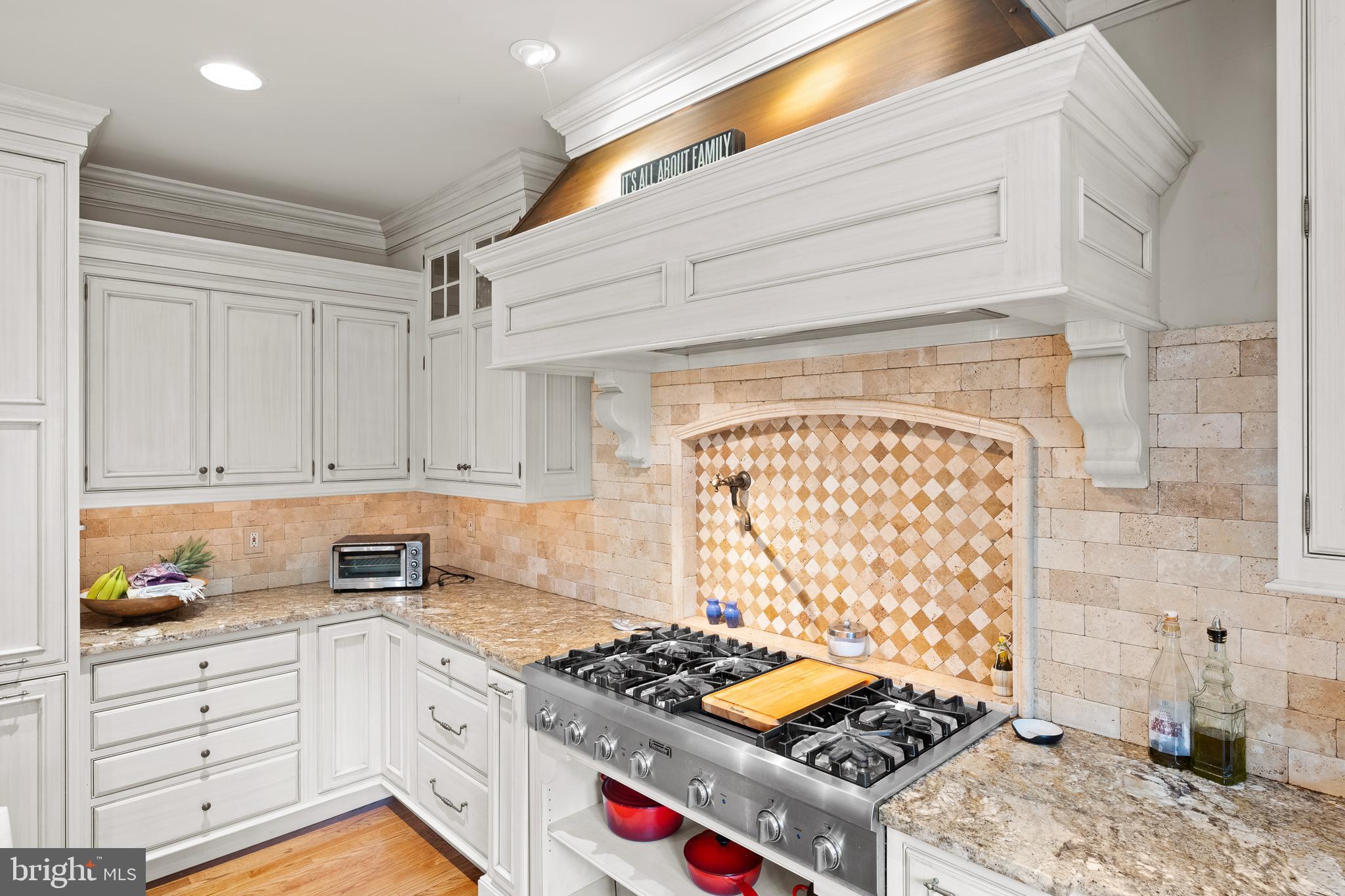 LEOPARD LAKES - Residential