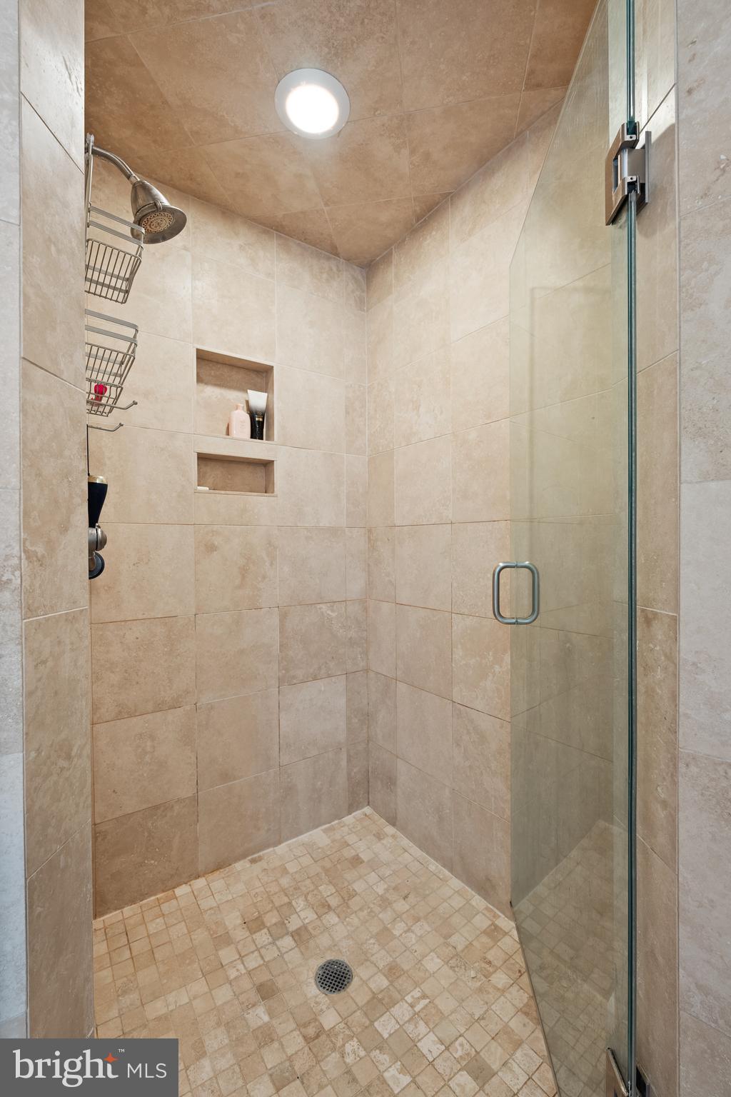 LEOPARD LAKES - Residential