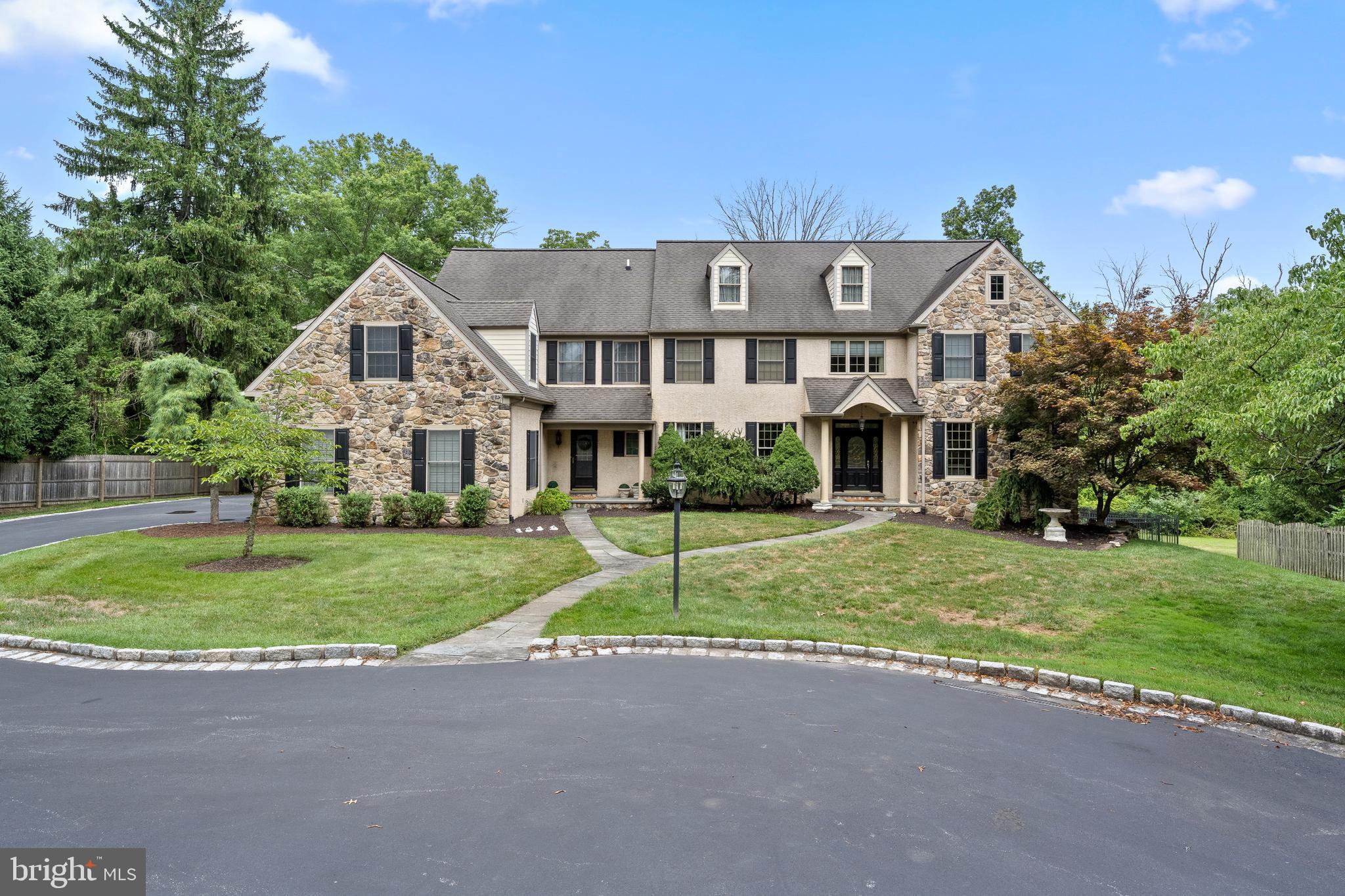 LEOPARD LAKES - Residential