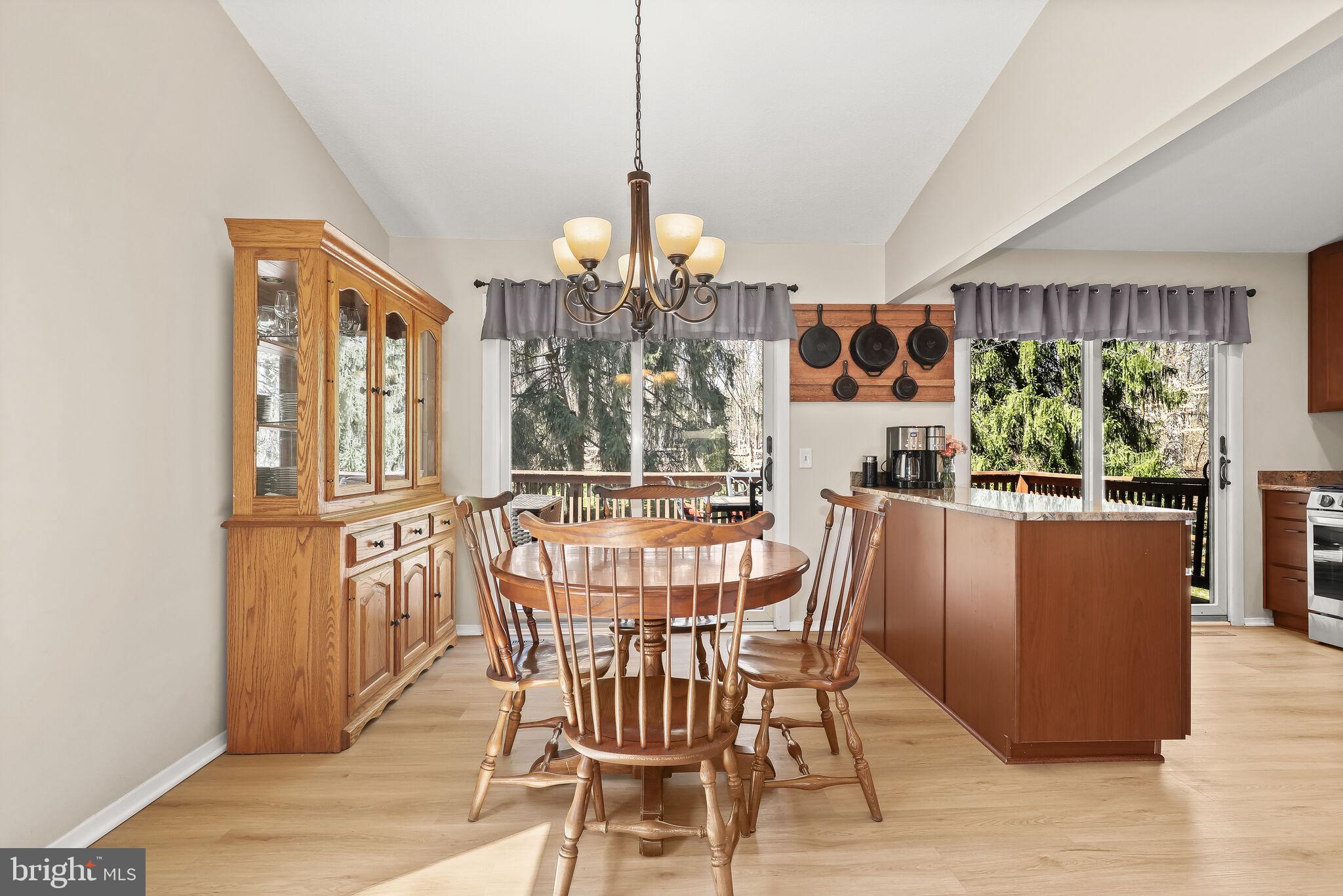 OAKLAND MILLS - Residential