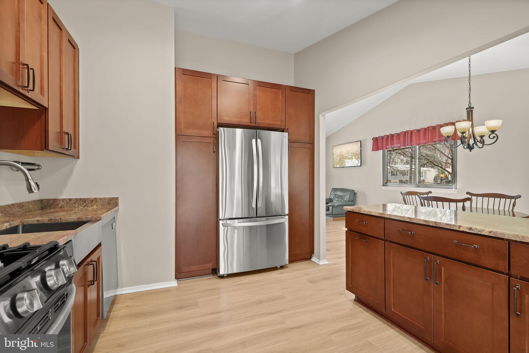 OAKLAND MILLS - Residential