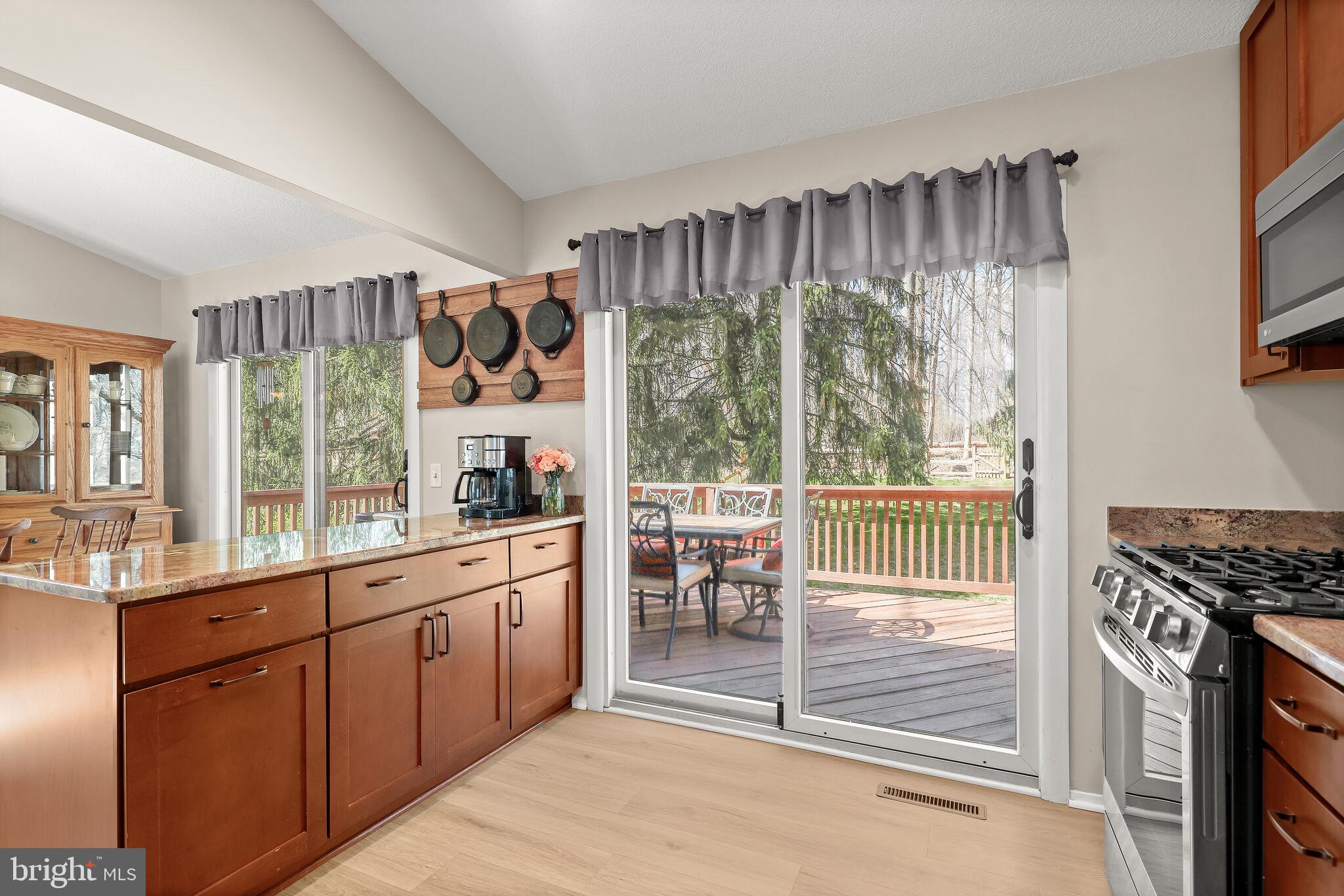 OAKLAND MILLS - Residential