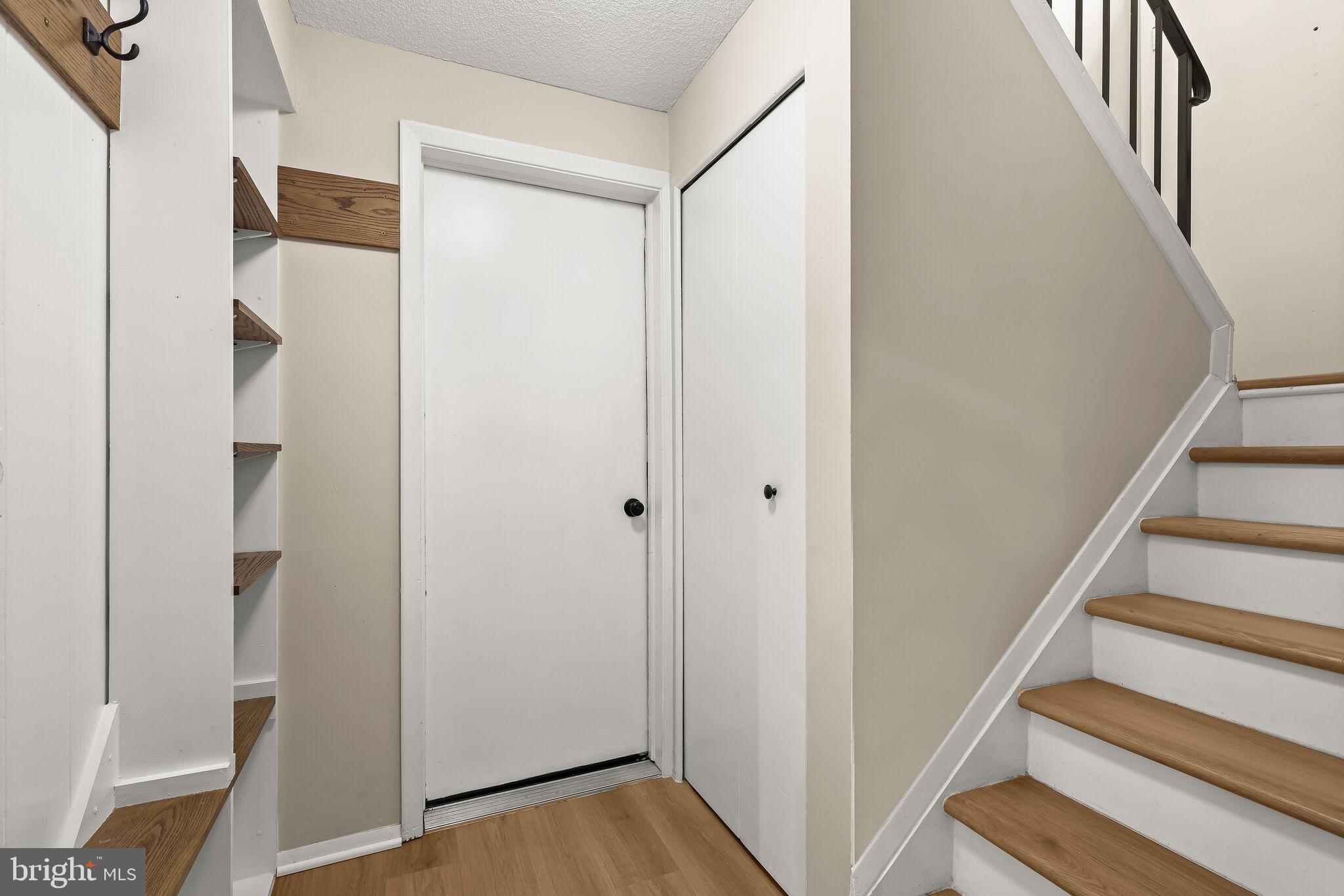 OAKLAND MILLS - Residential