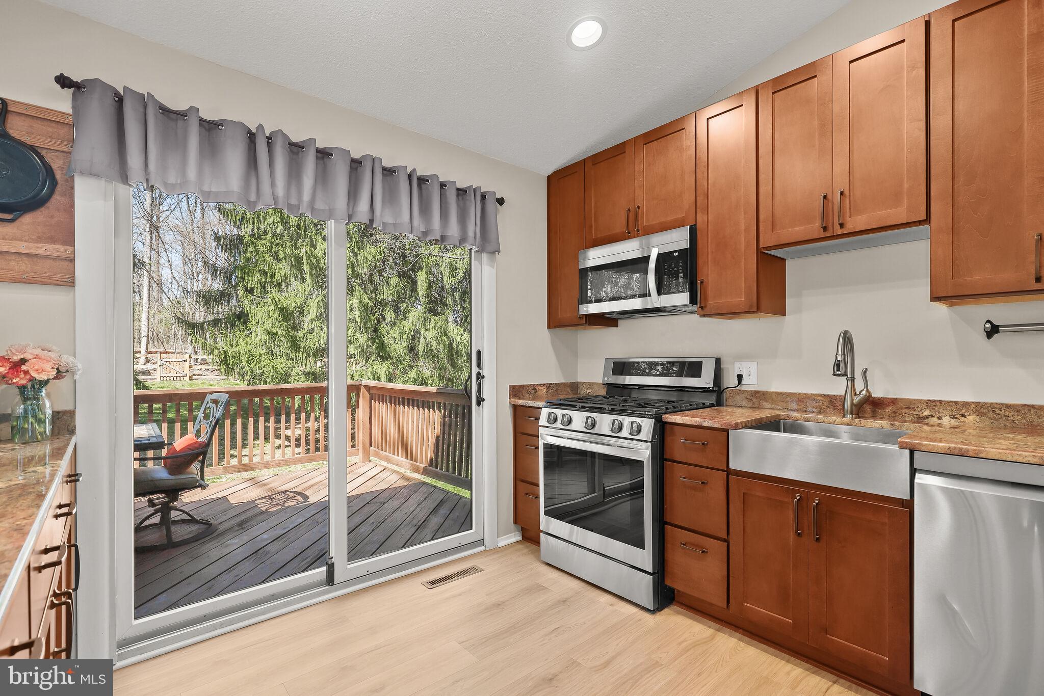 OAKLAND MILLS - Residential