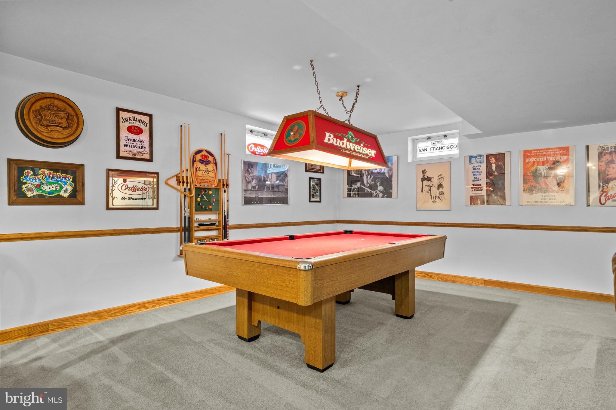 HEDGEROW WOODS - Residential