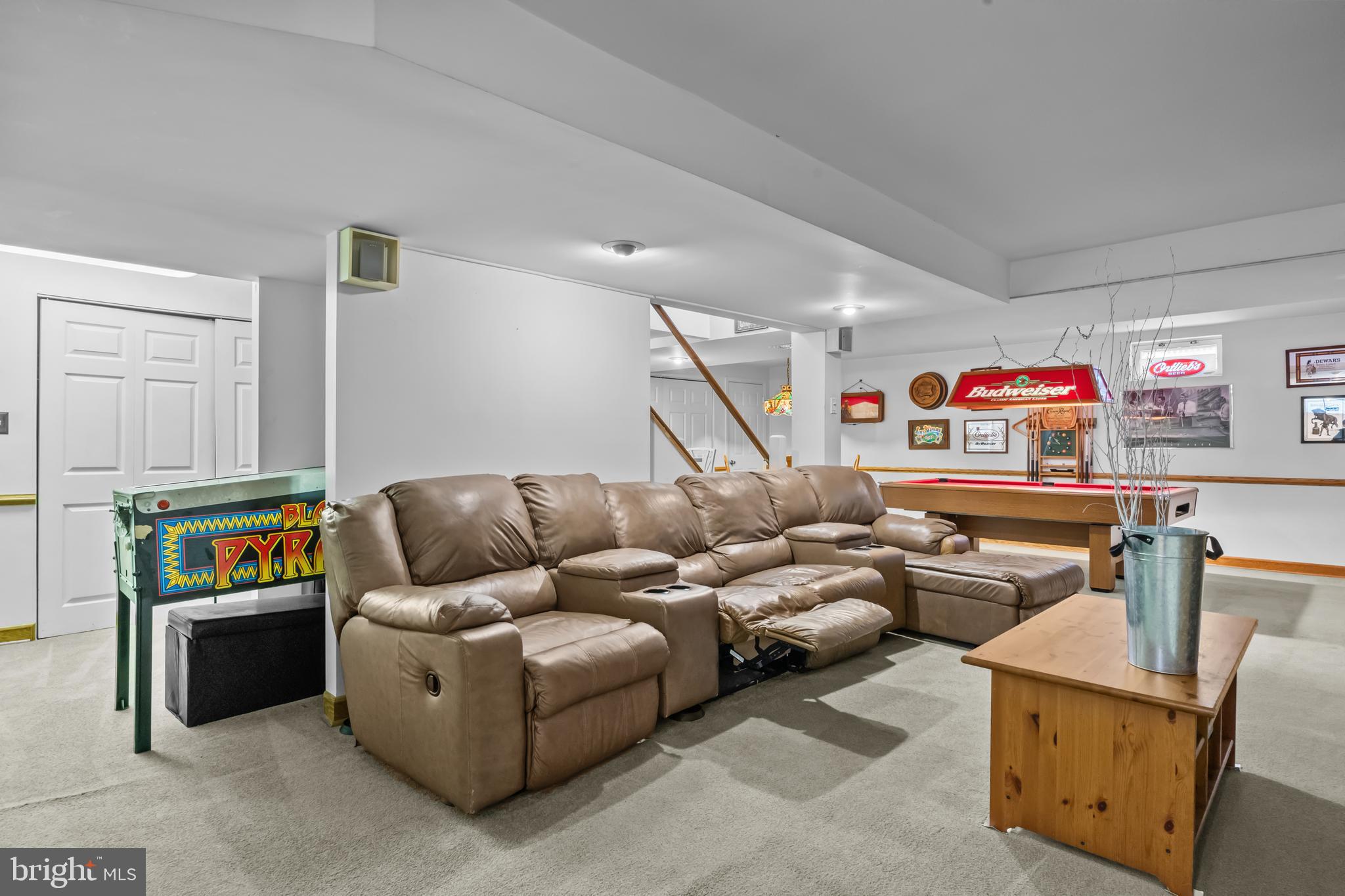 HEDGEROW WOODS - Residential