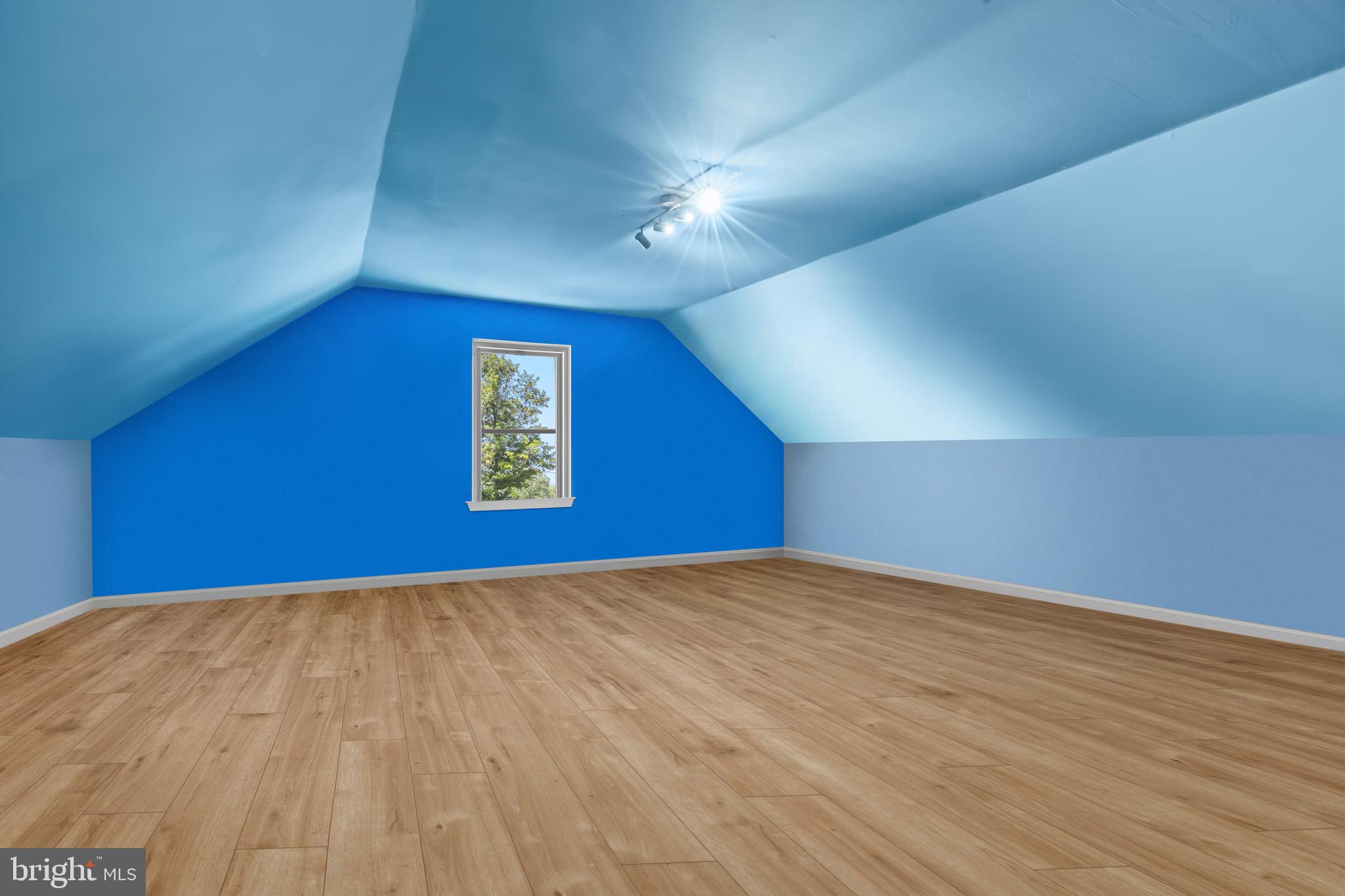 HEDGEROW WOODS - Residential