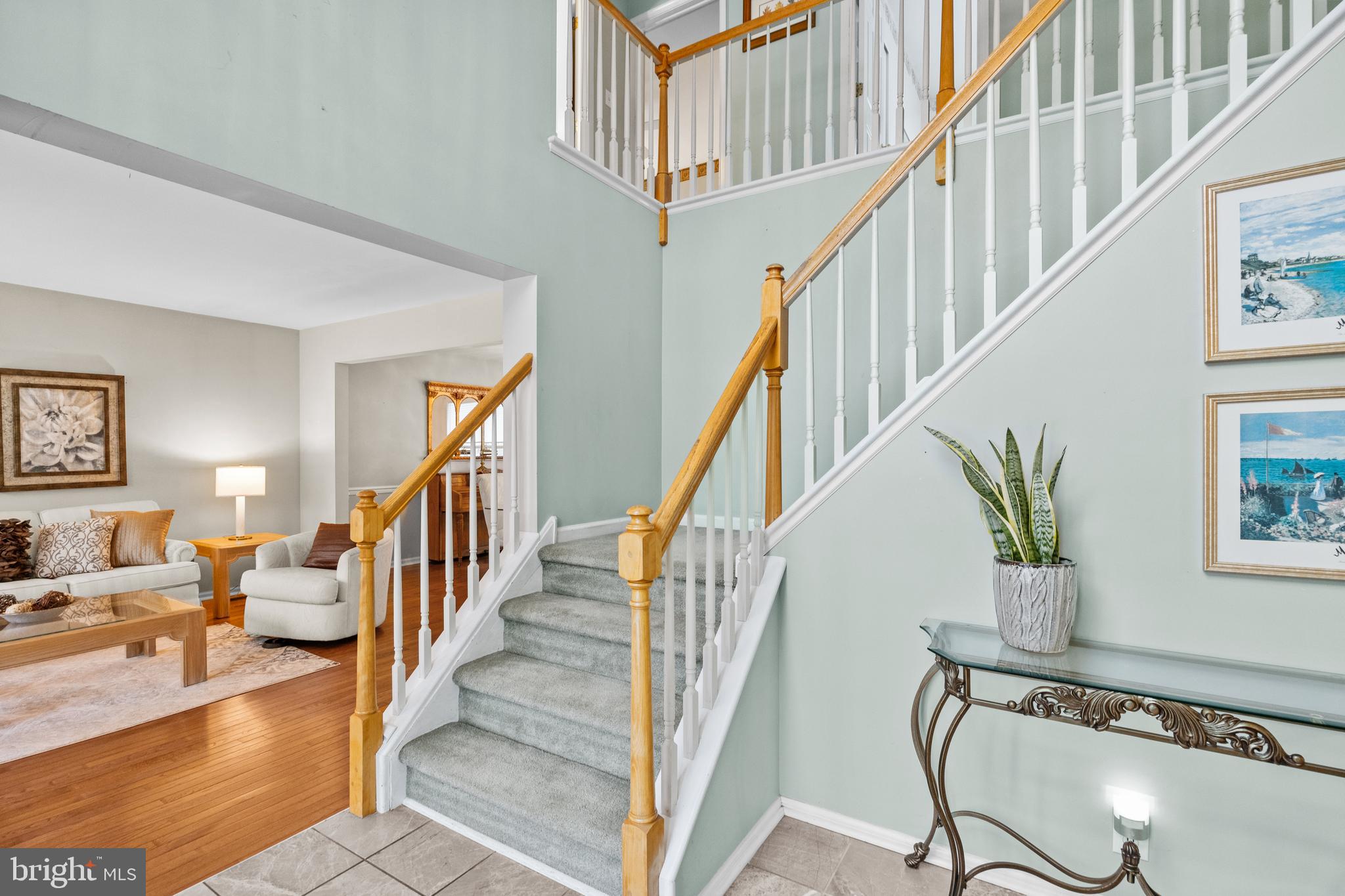 HEDGEROW WOODS - Residential