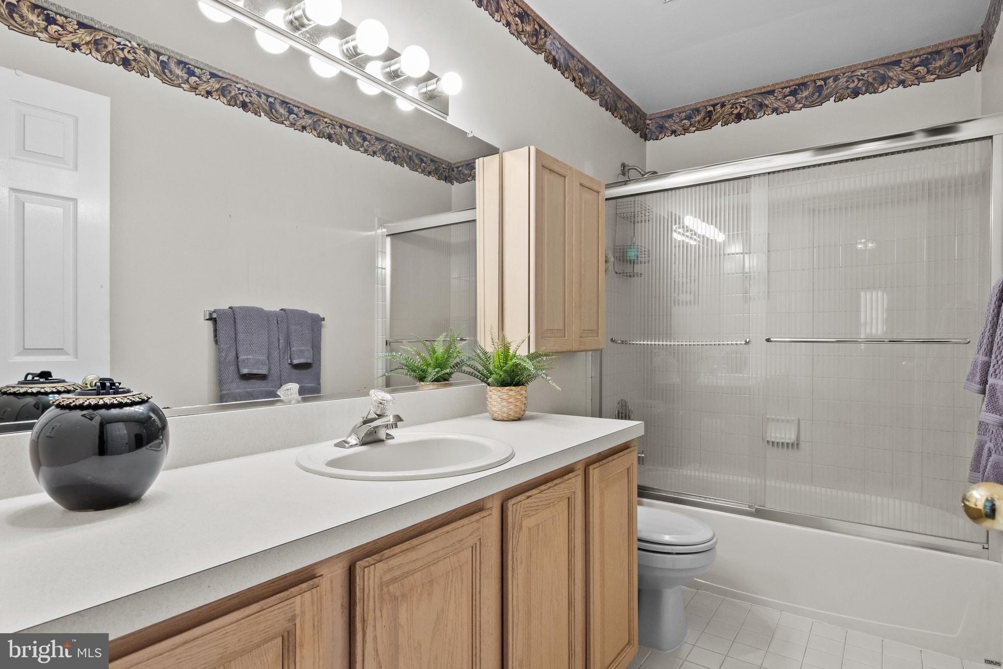 HEDGEROW WOODS - Residential