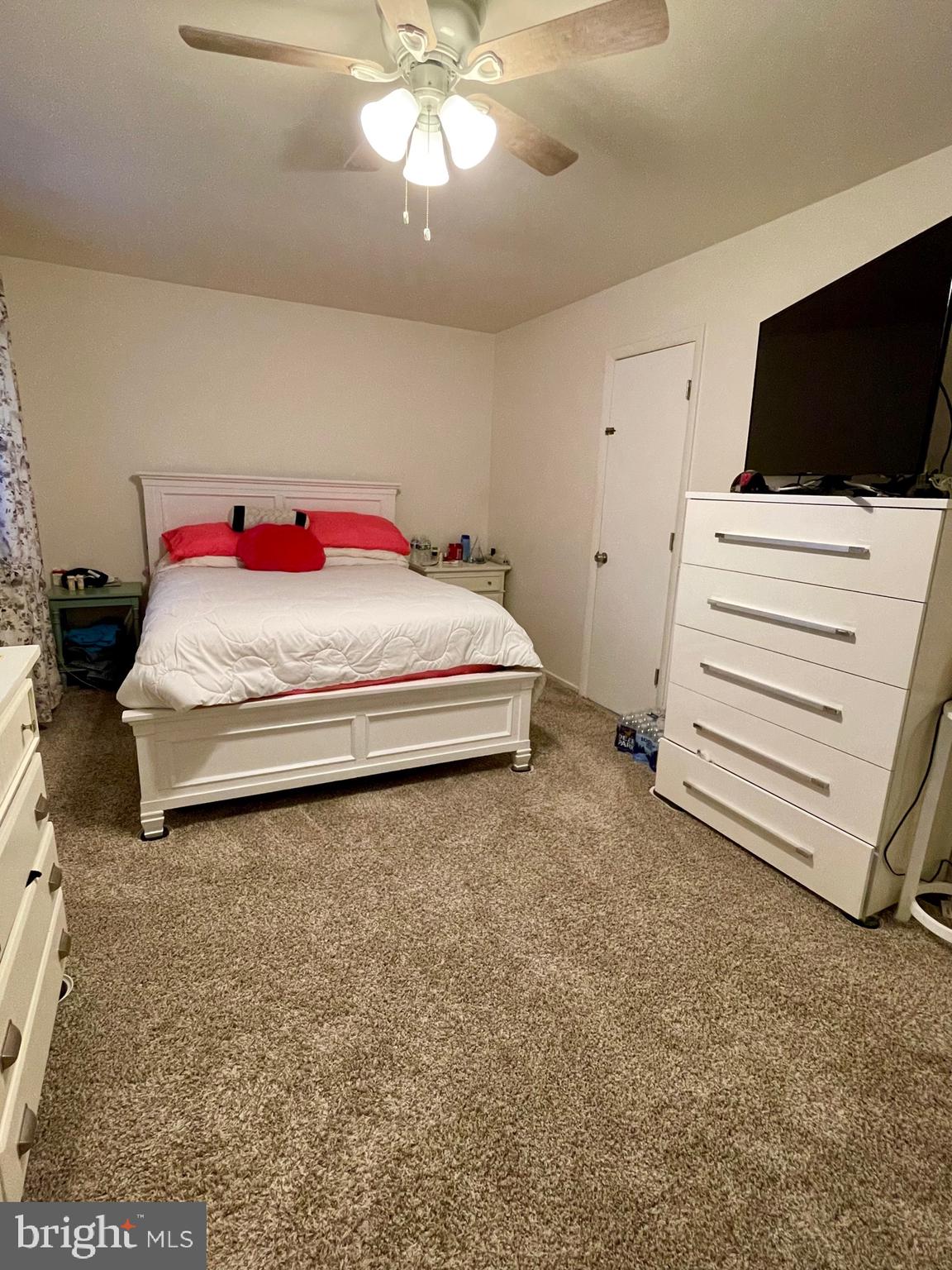 MARYLAND PLACE - Residential