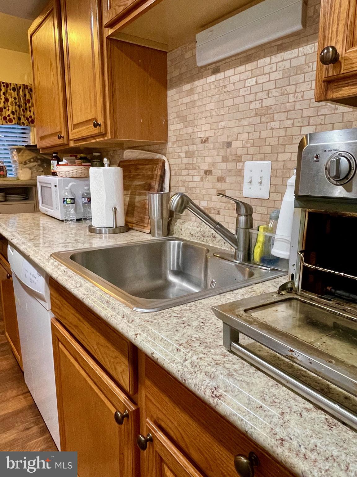 MARYLAND PLACE - Residential