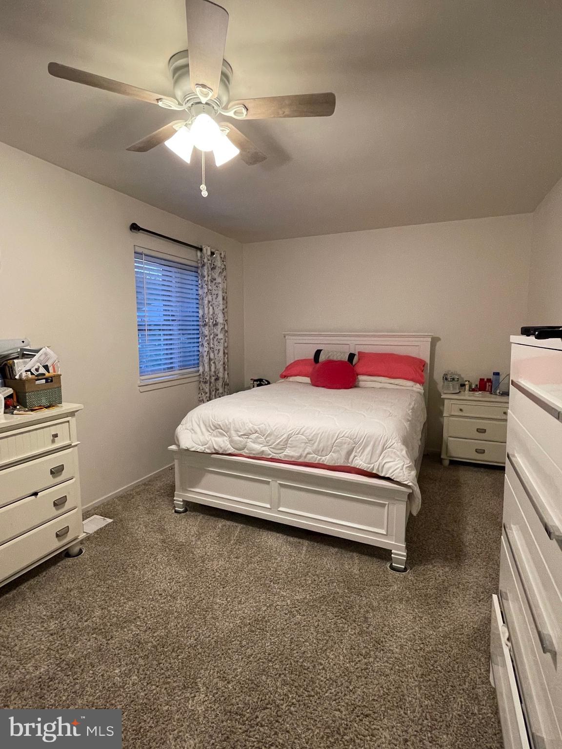 MARYLAND PLACE - Residential