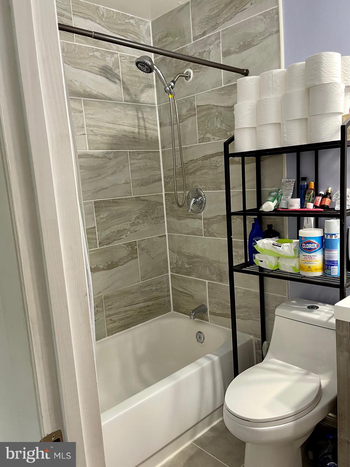 MARYLAND PLACE - Residential