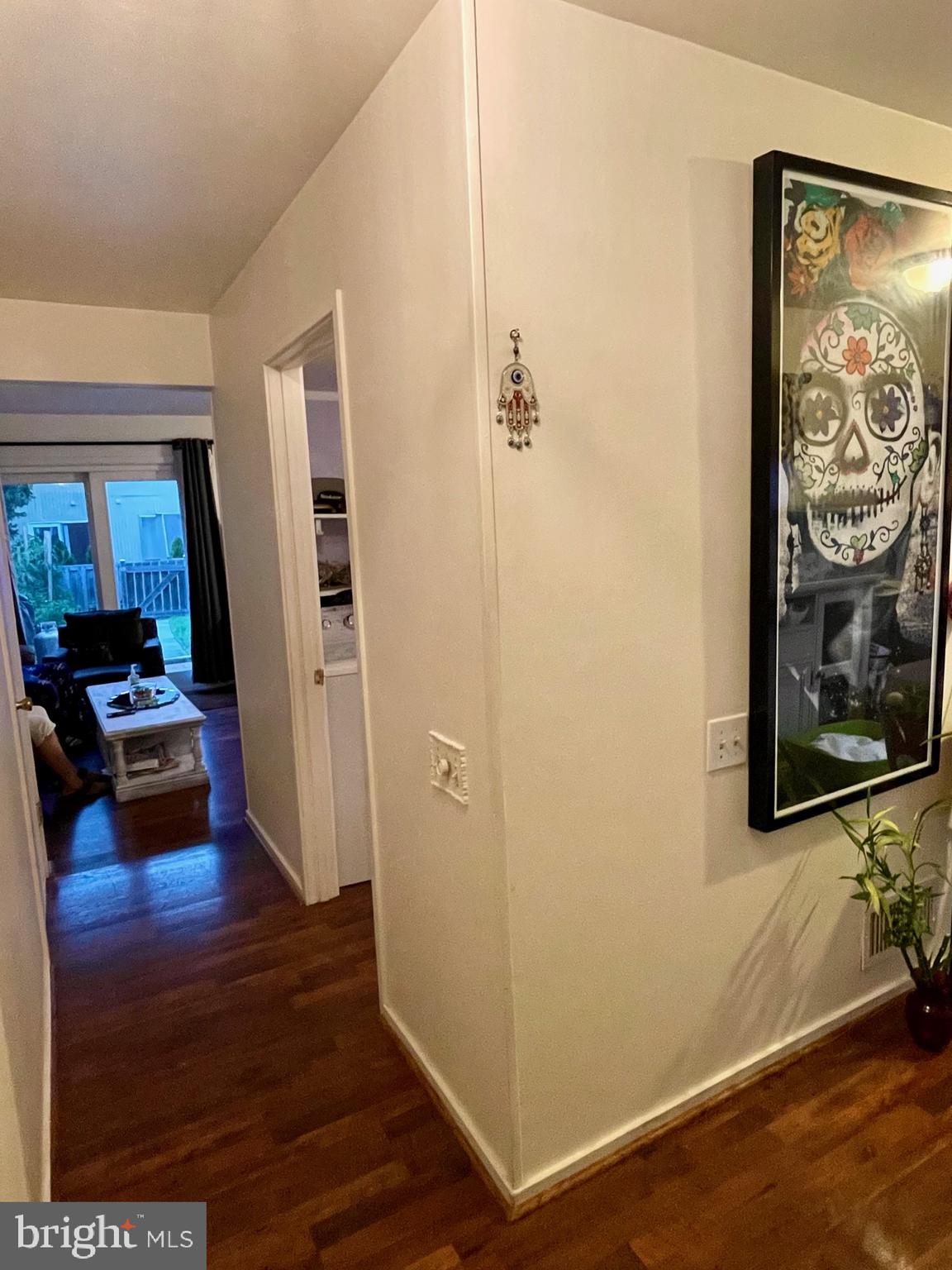 MARYLAND PLACE - Residential