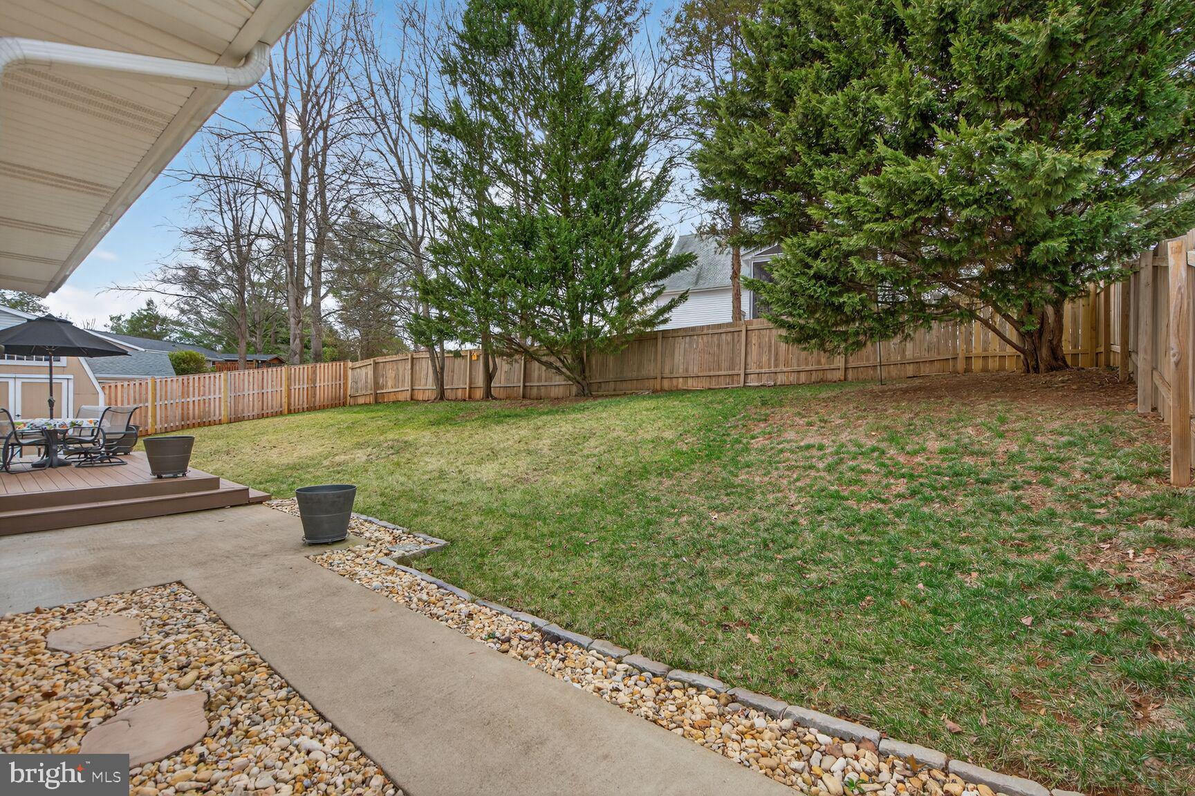 CRESTBROOK - Residential