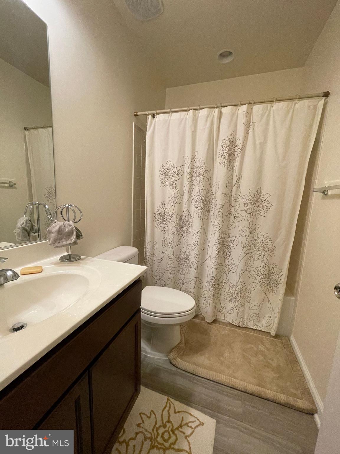 SNOWDEN BRIDGE - Residential Lease