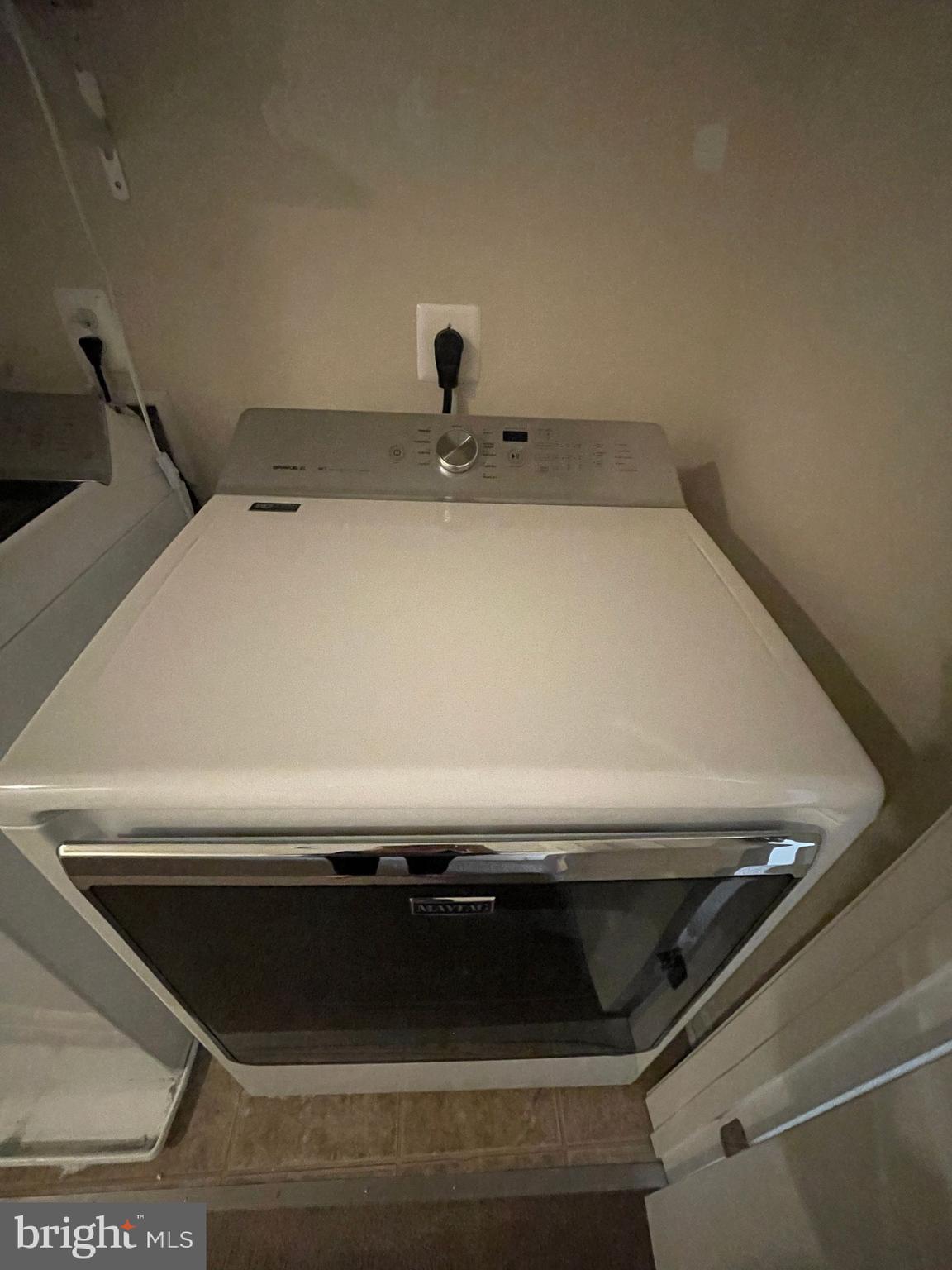 SNOWDEN BRIDGE - Residential Lease