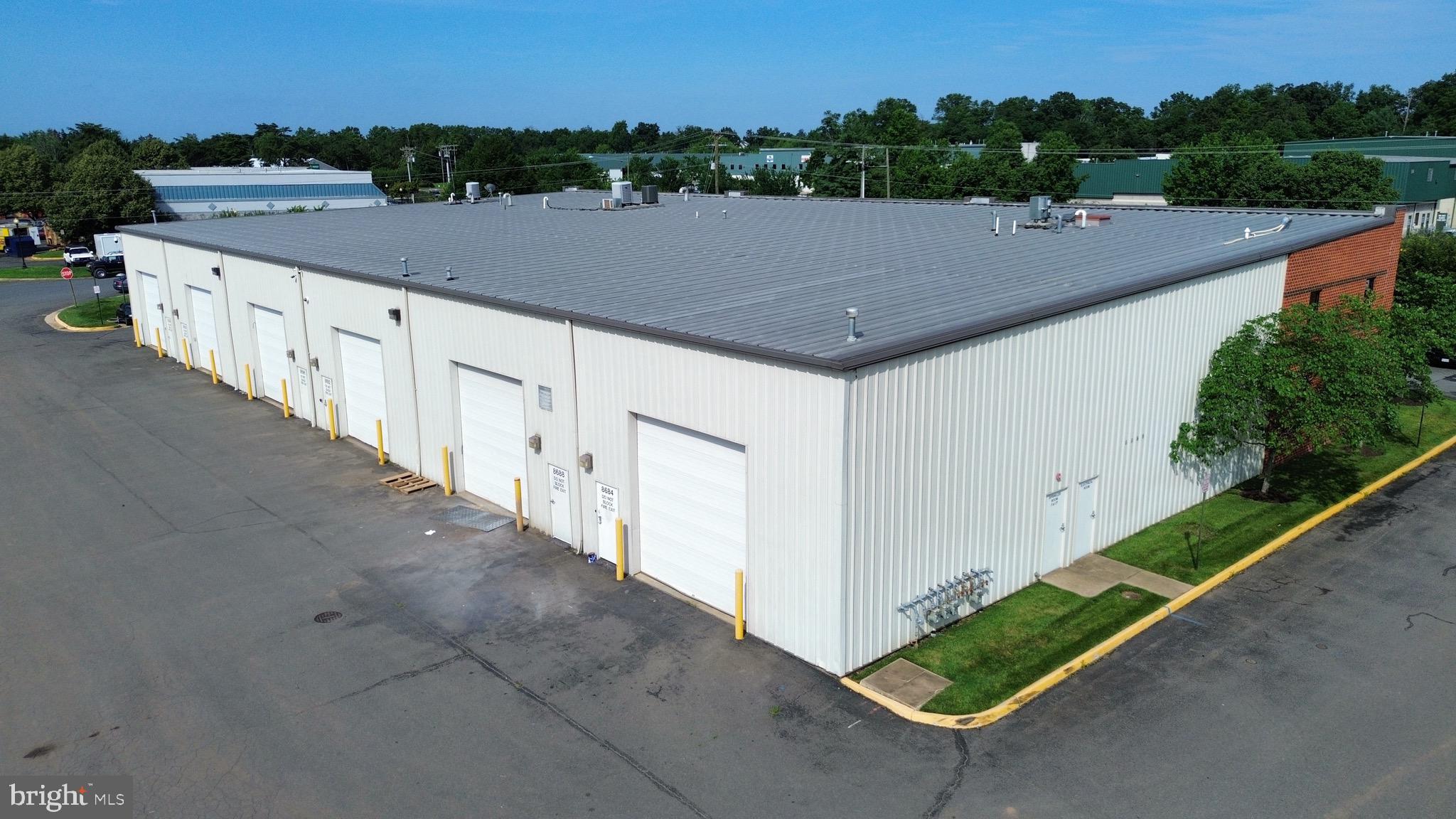 VIRGINIA MEADOWS - Commercial Lease