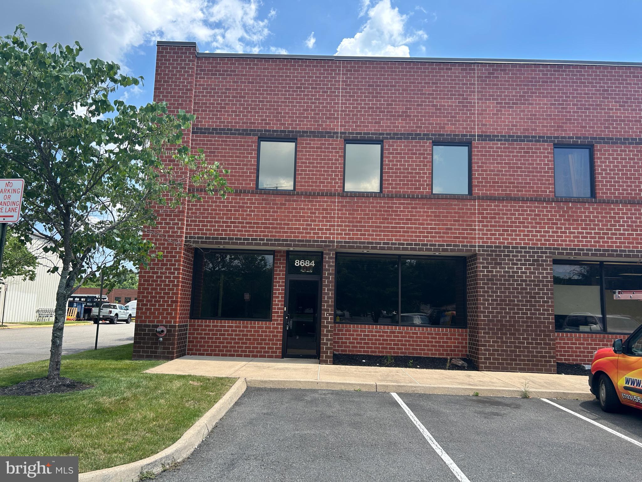 VIRGINIA MEADOWS - Commercial Lease