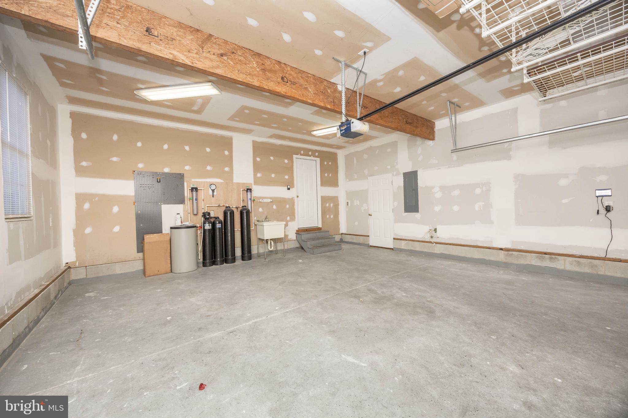 HEATHER GLEN - Residential