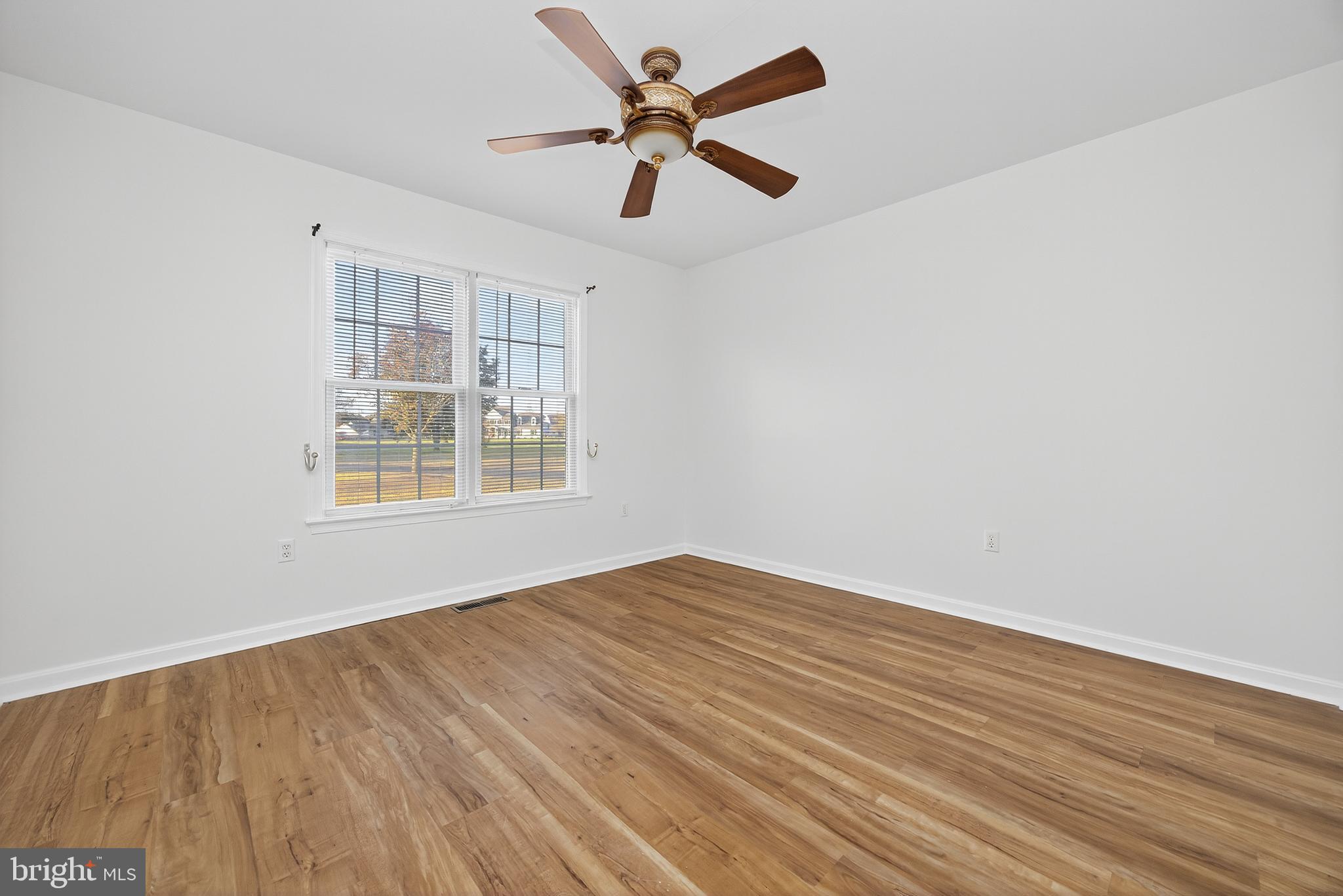 HEATHER GLEN - Residential