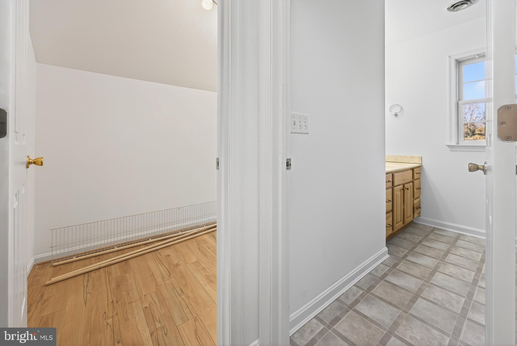 HEATHER GLEN - Residential