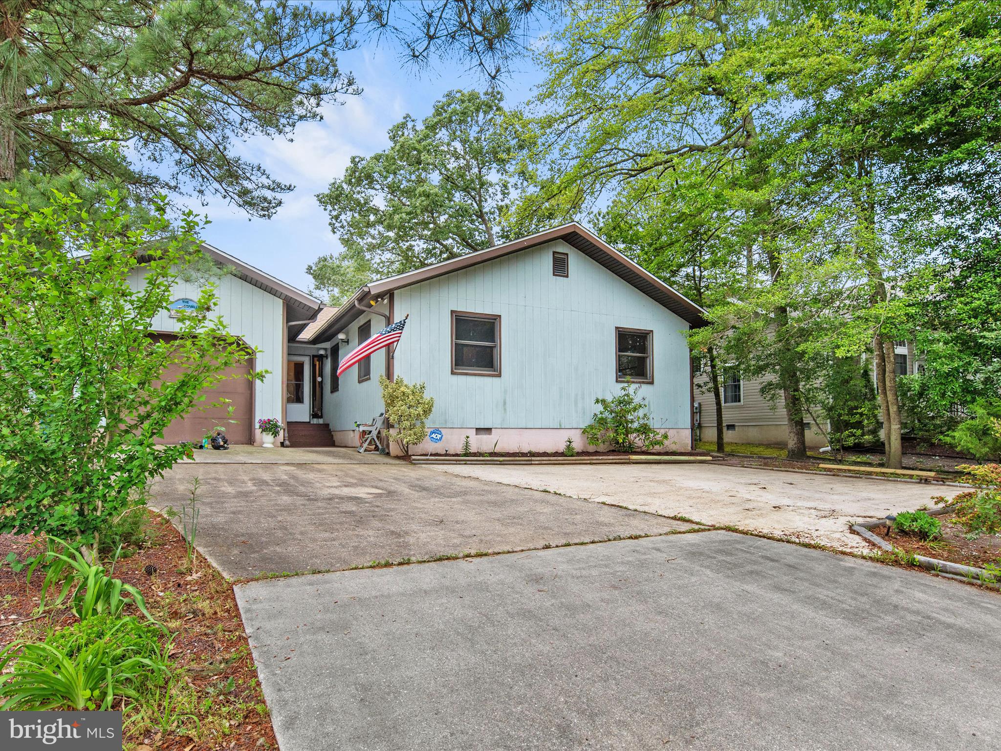 26 DRIFTWOOD LANE
