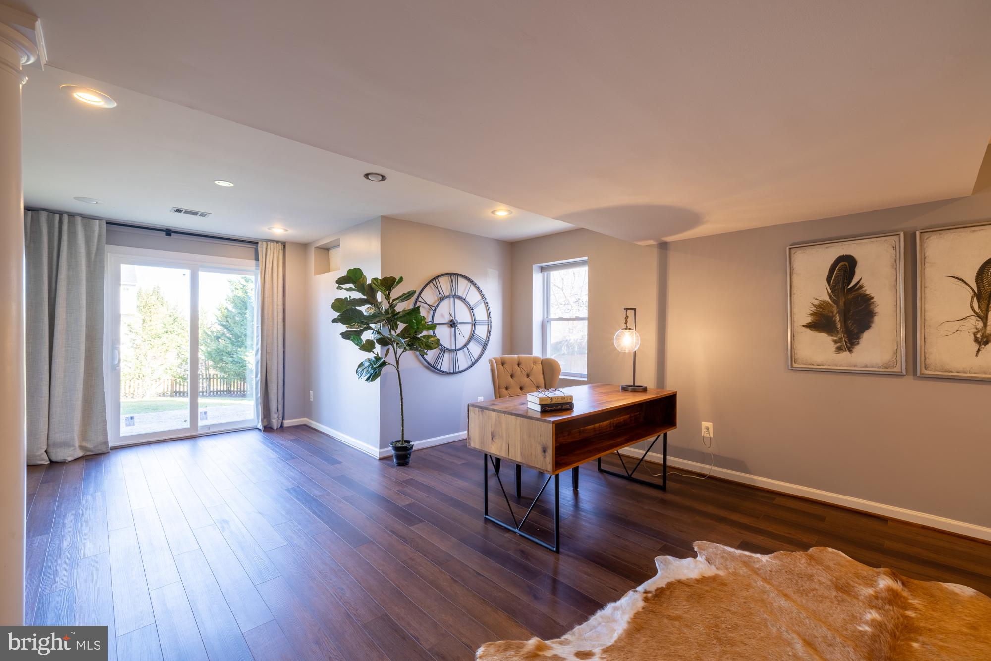 EAST STRATFORD - Residential