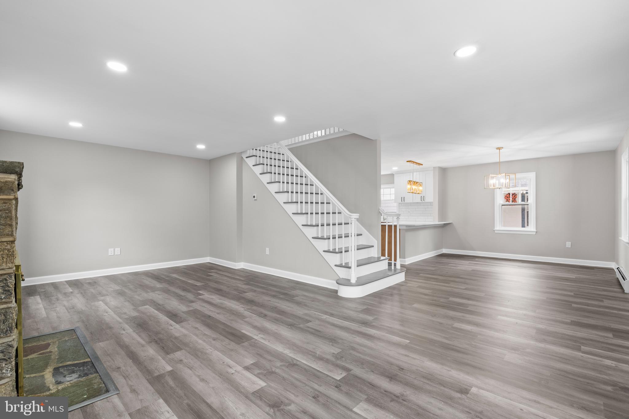 131 LIPPINCOTT AVENUE