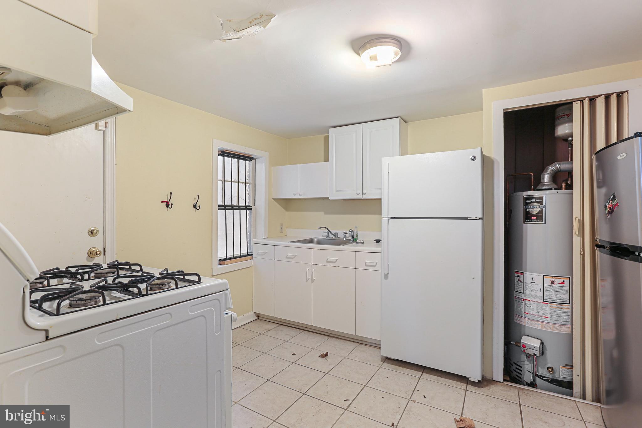 FEDERAL HILL HISTORIC DISTRICT - Commercial Sale