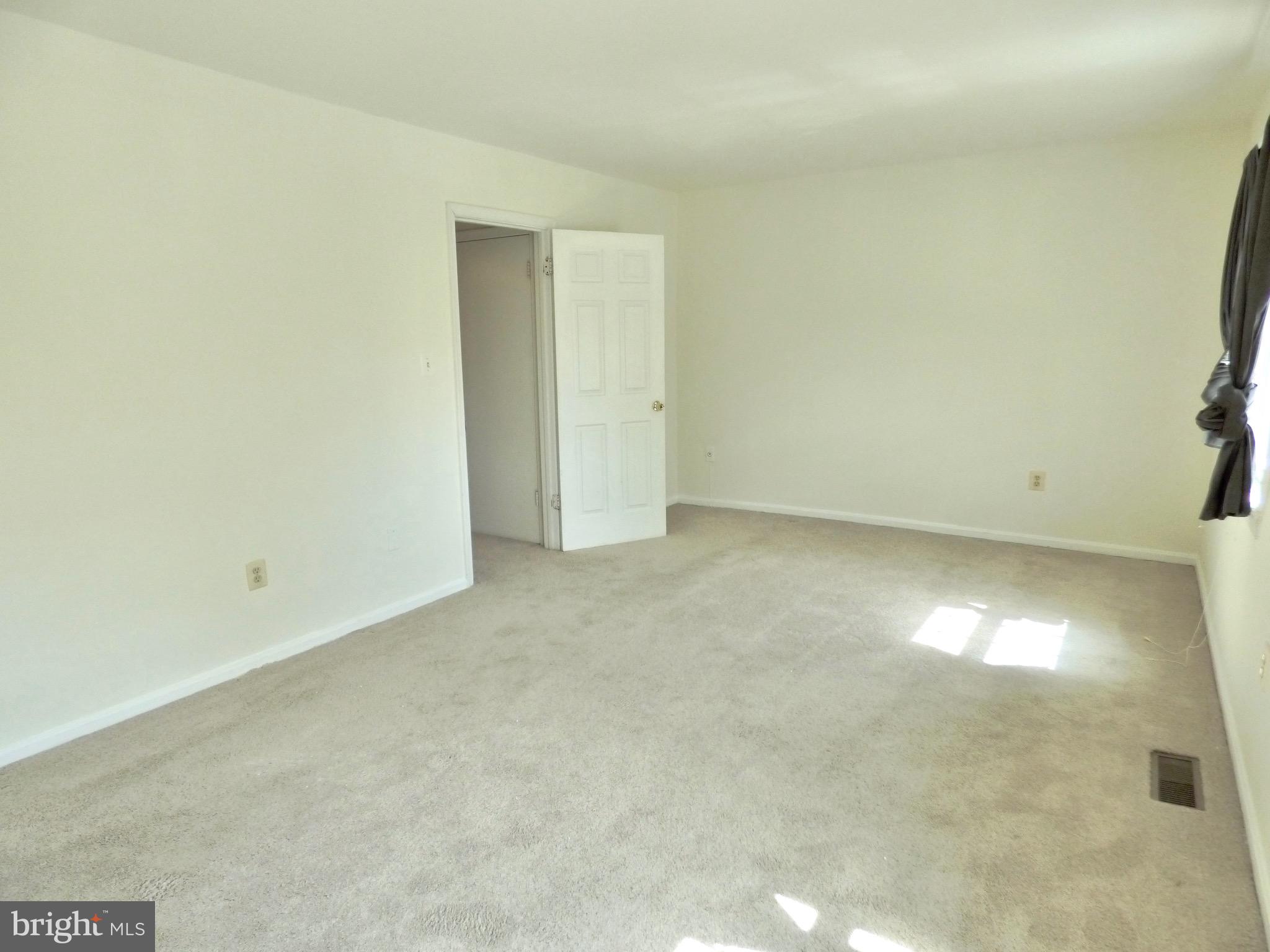 HALLCREST HEIGHTS - Residential Lease