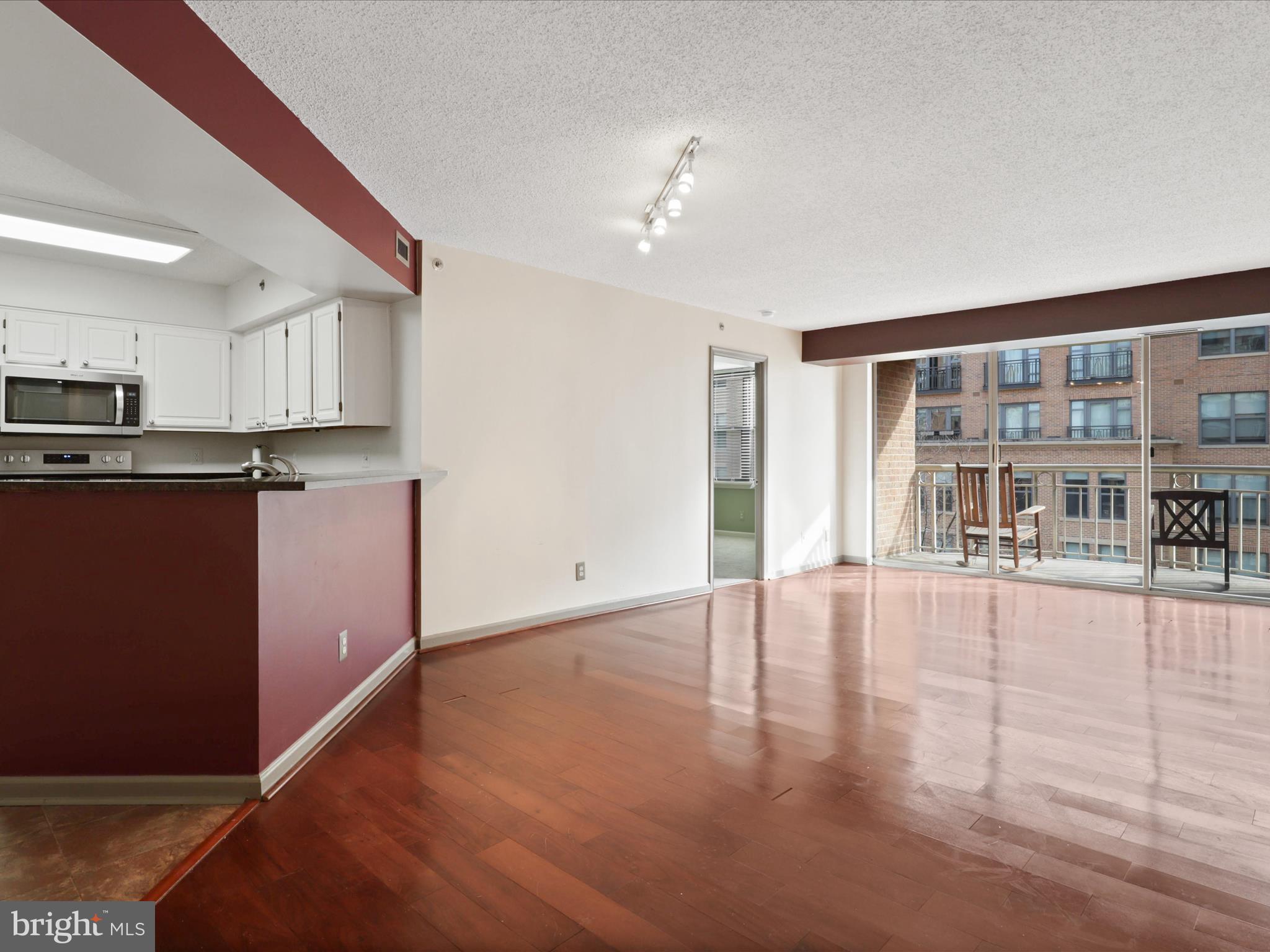 BRADDOCK PLACE - Residential Lease