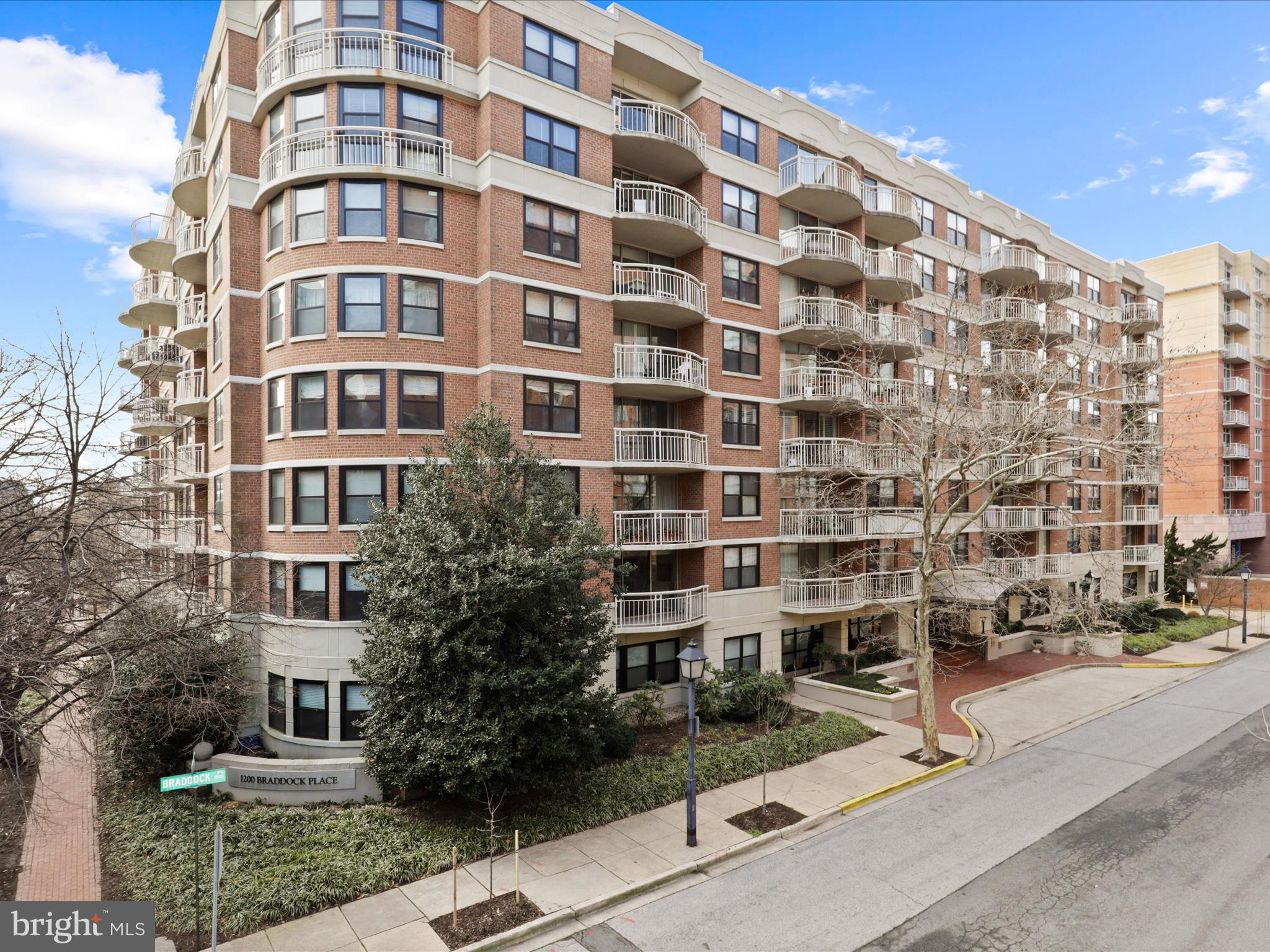 BRADDOCK PLACE - Residential Lease