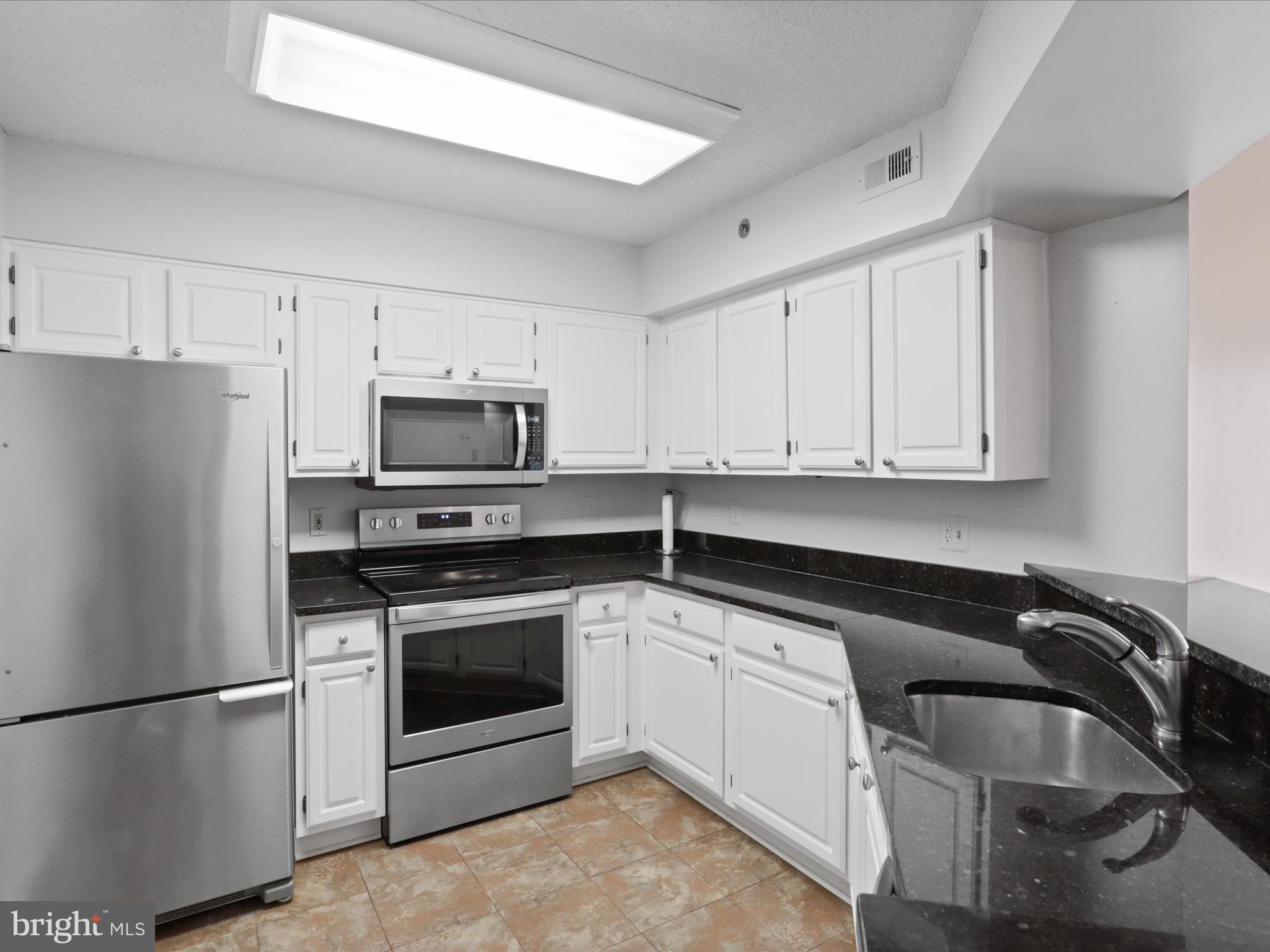 BRADDOCK PLACE - Residential Lease