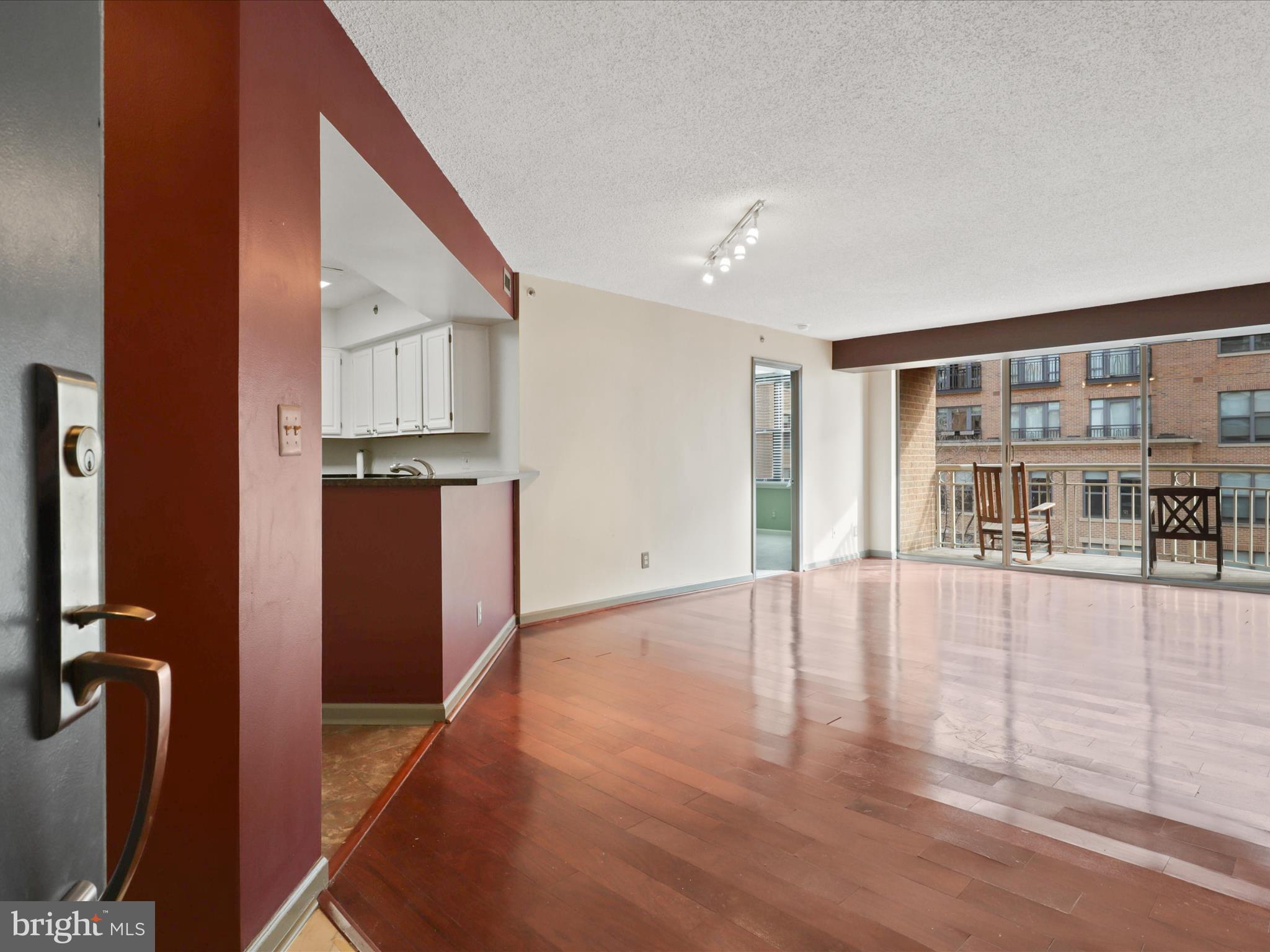 BRADDOCK PLACE - Residential Lease