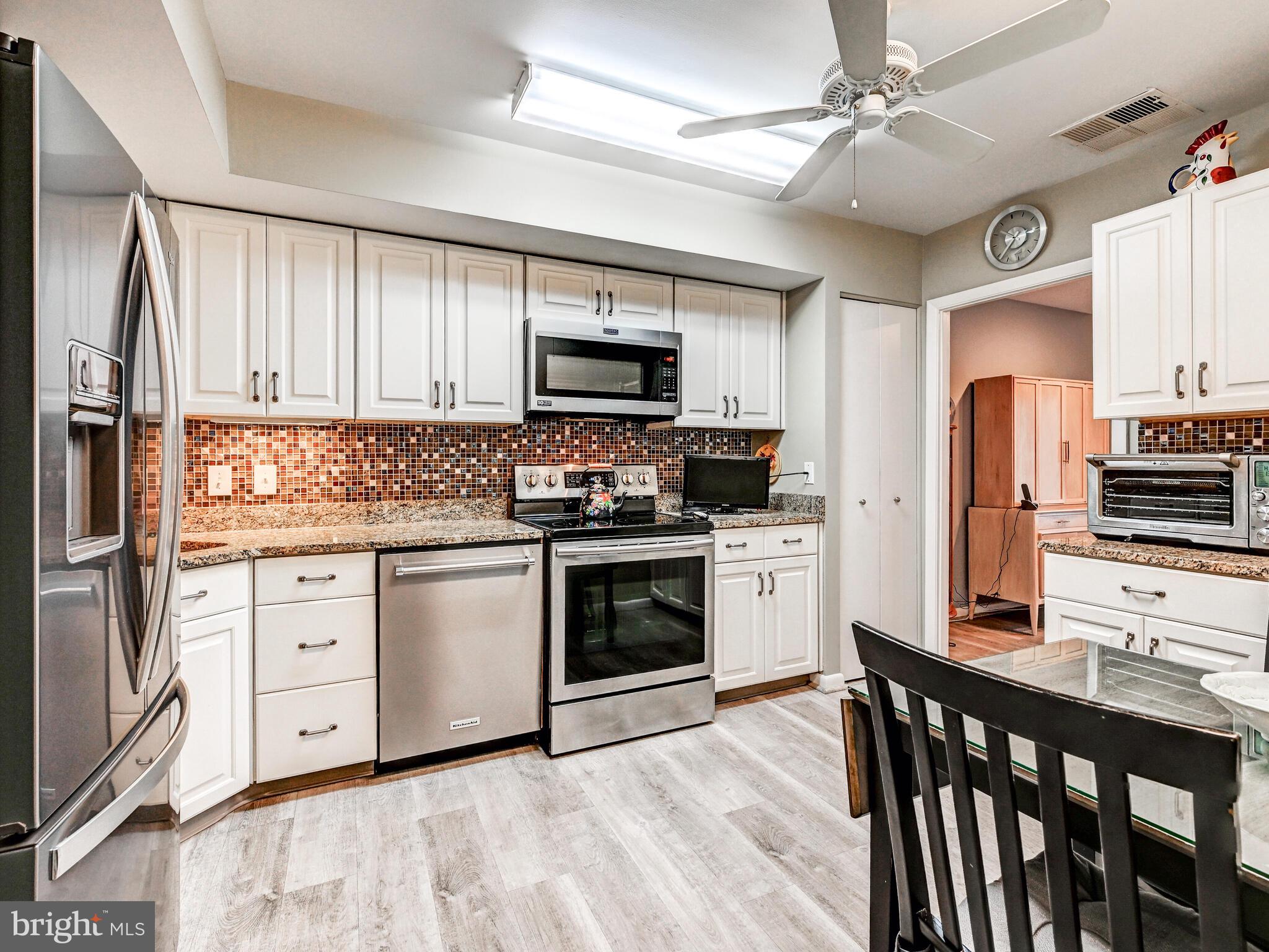 ANNEN WOODS - Residential