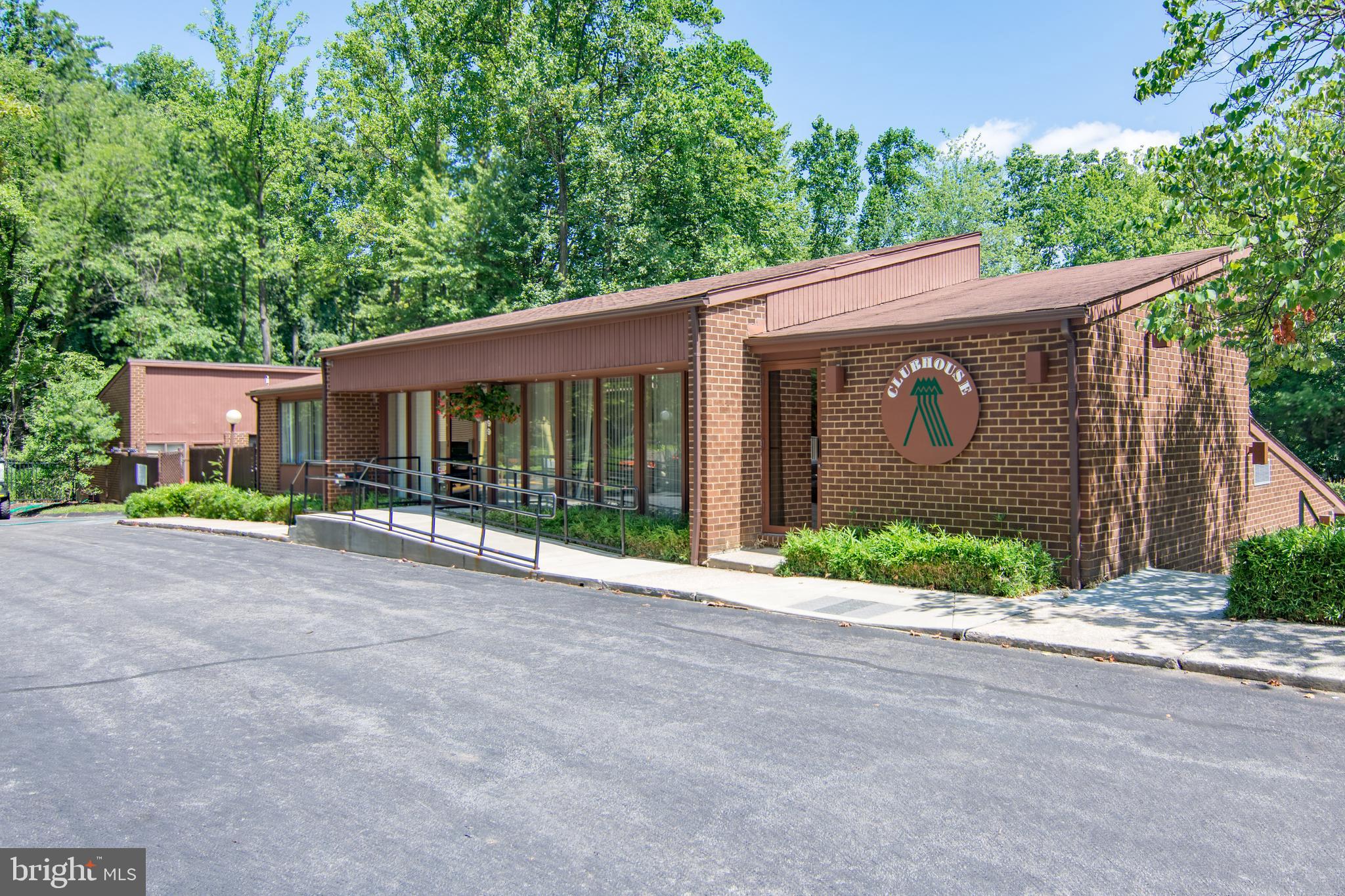 ANNEN WOODS - Residential