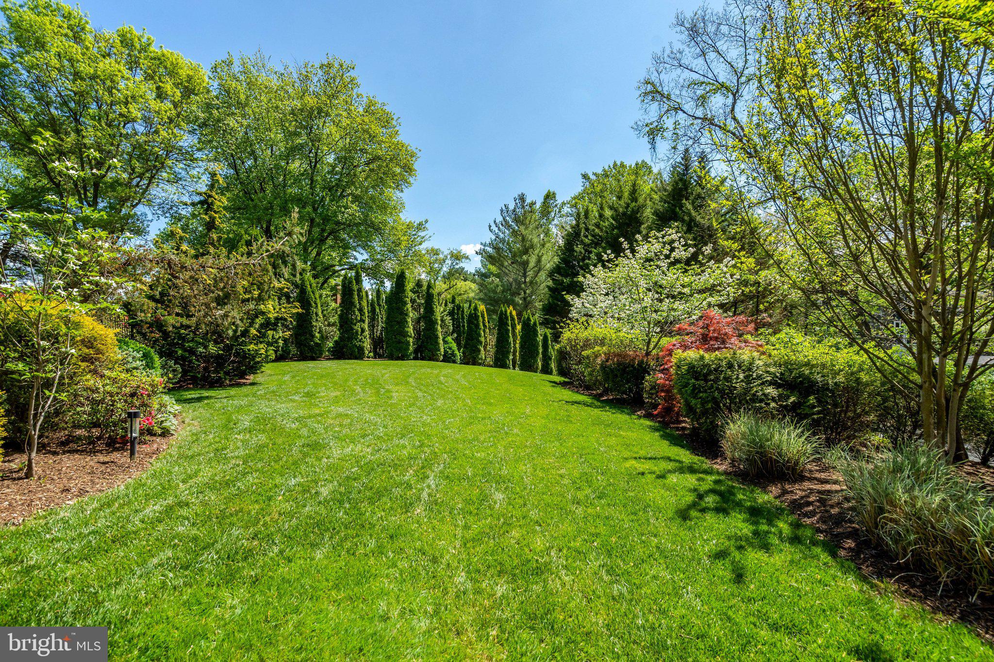 1712 ABBEY OAK DRIVE