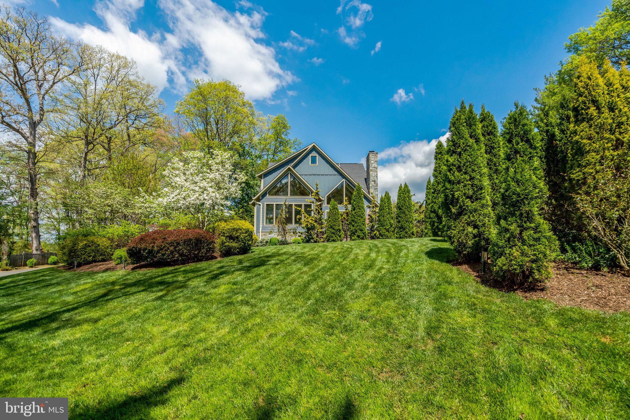 1712 ABBEY OAK DRIVE