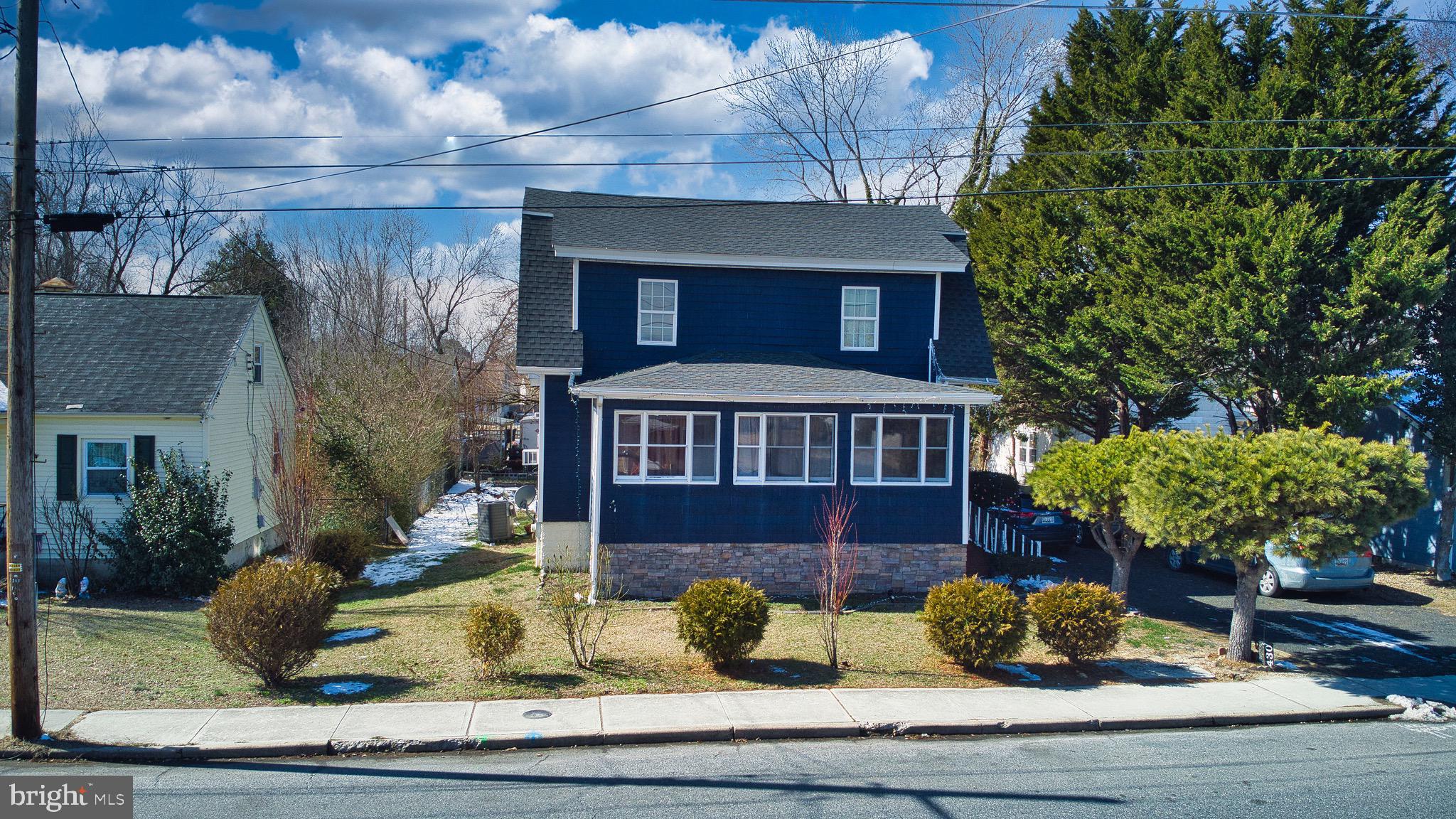430 PRISCILLA STREET