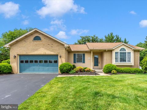 305 SILVER CREST DRIVE WALKERSVILLE MD 21793