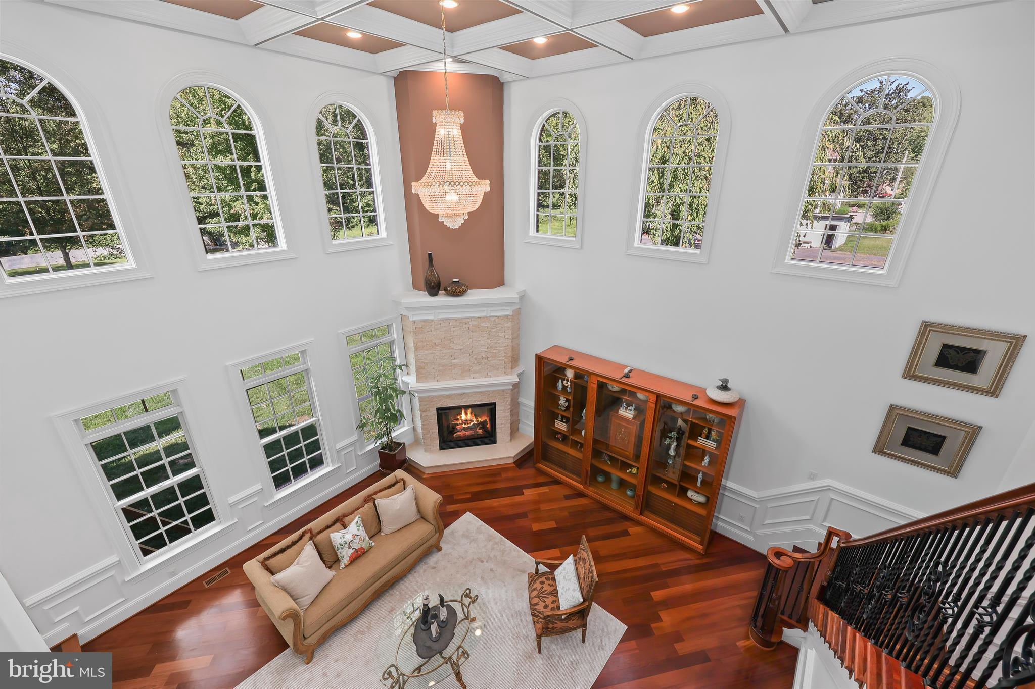 ANNANDALE ACRES - Residential