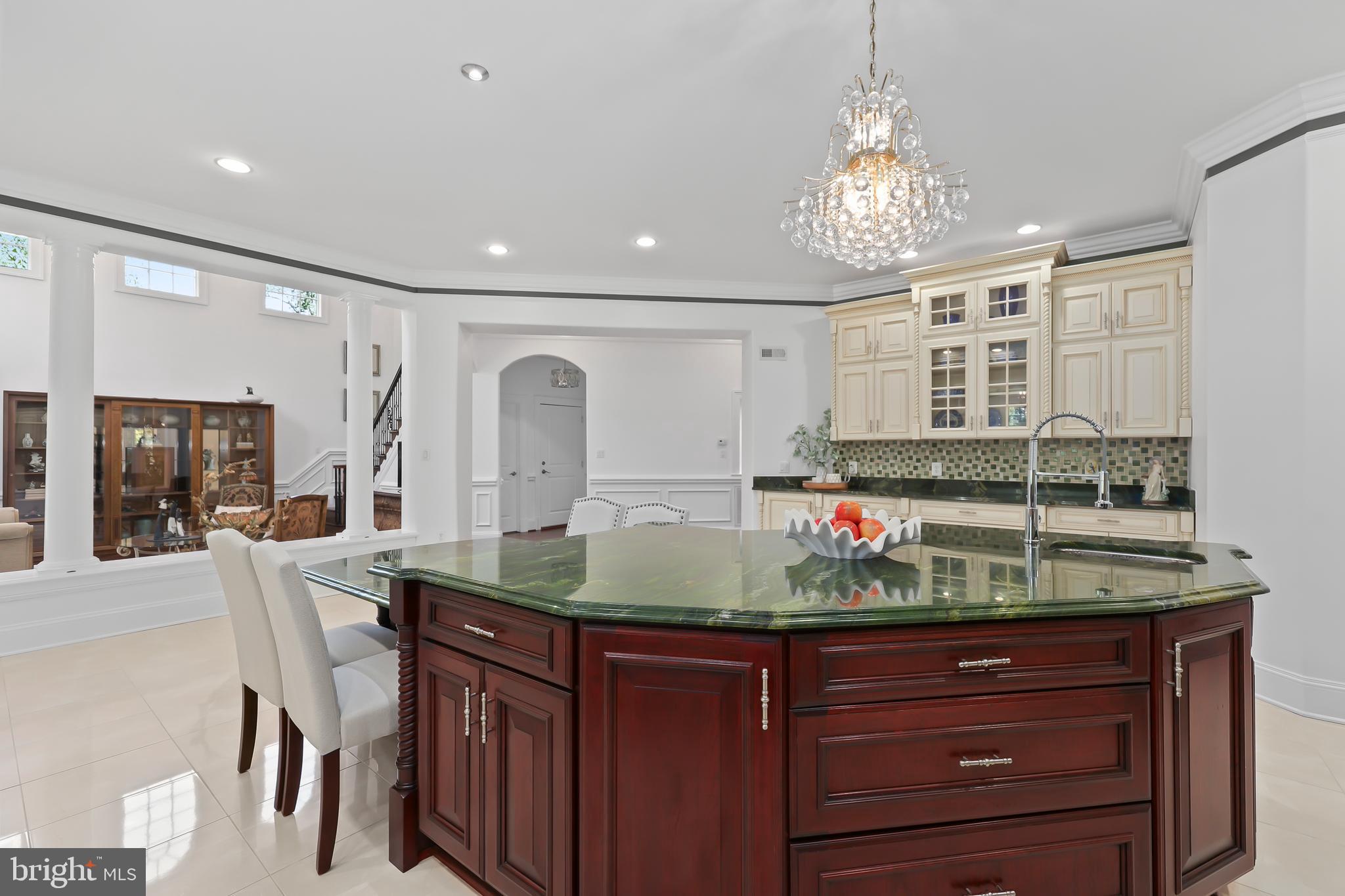 ANNANDALE ACRES - Residential