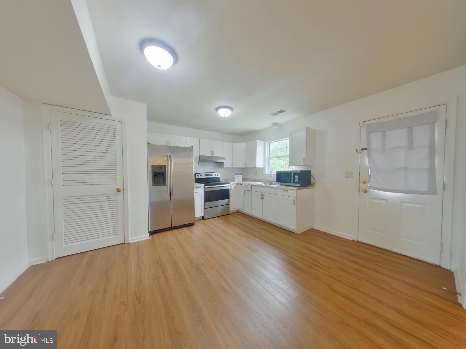 BROOKLAND HEIGHTS - Residential Lease