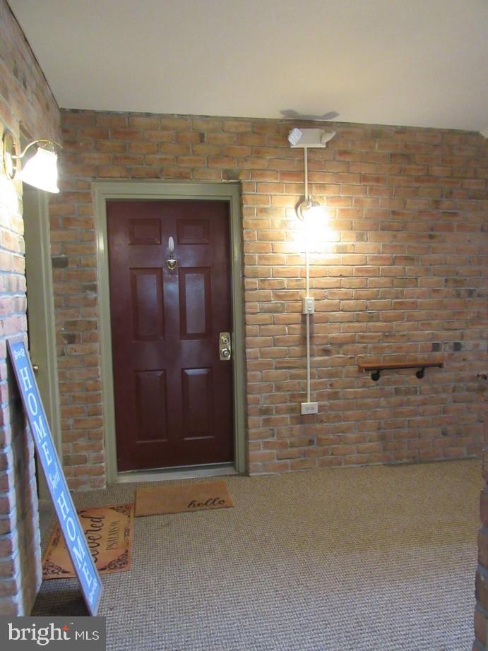 THE POINTE - Residential