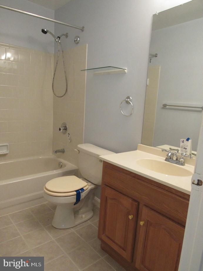 THE POINTE - Residential