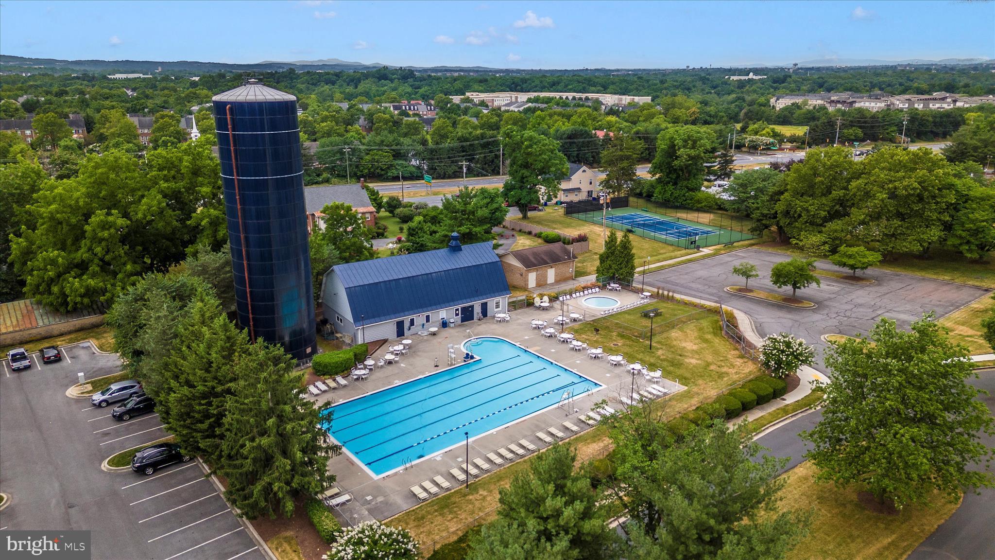 WATERSIDE - Residential