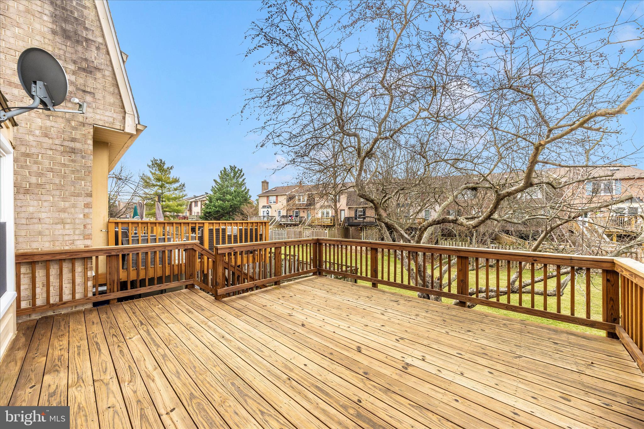 WATERSIDE - Residential