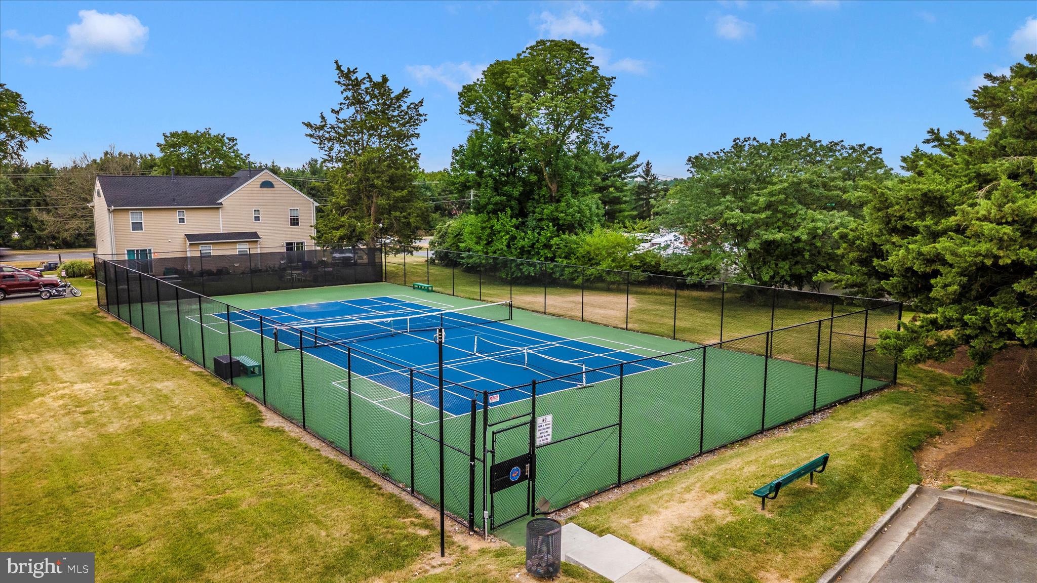 WATERSIDE - Residential