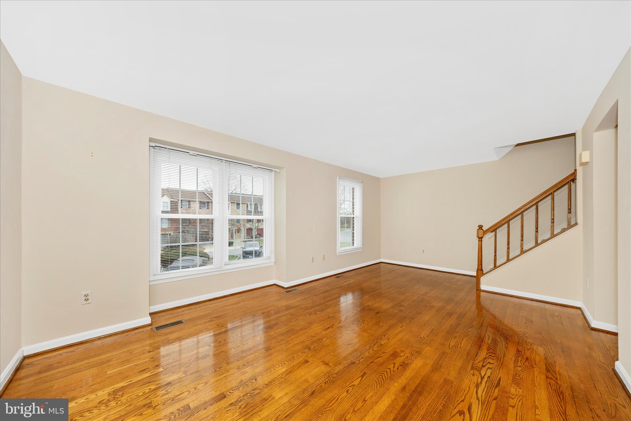 WATERSIDE - Residential